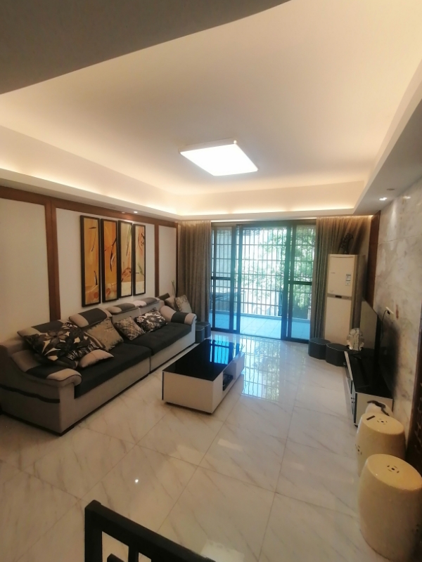 锦地翰城二期  3室1厅1卫    140.0万 锦地翰城二期  3室1厅1卫    140.0万