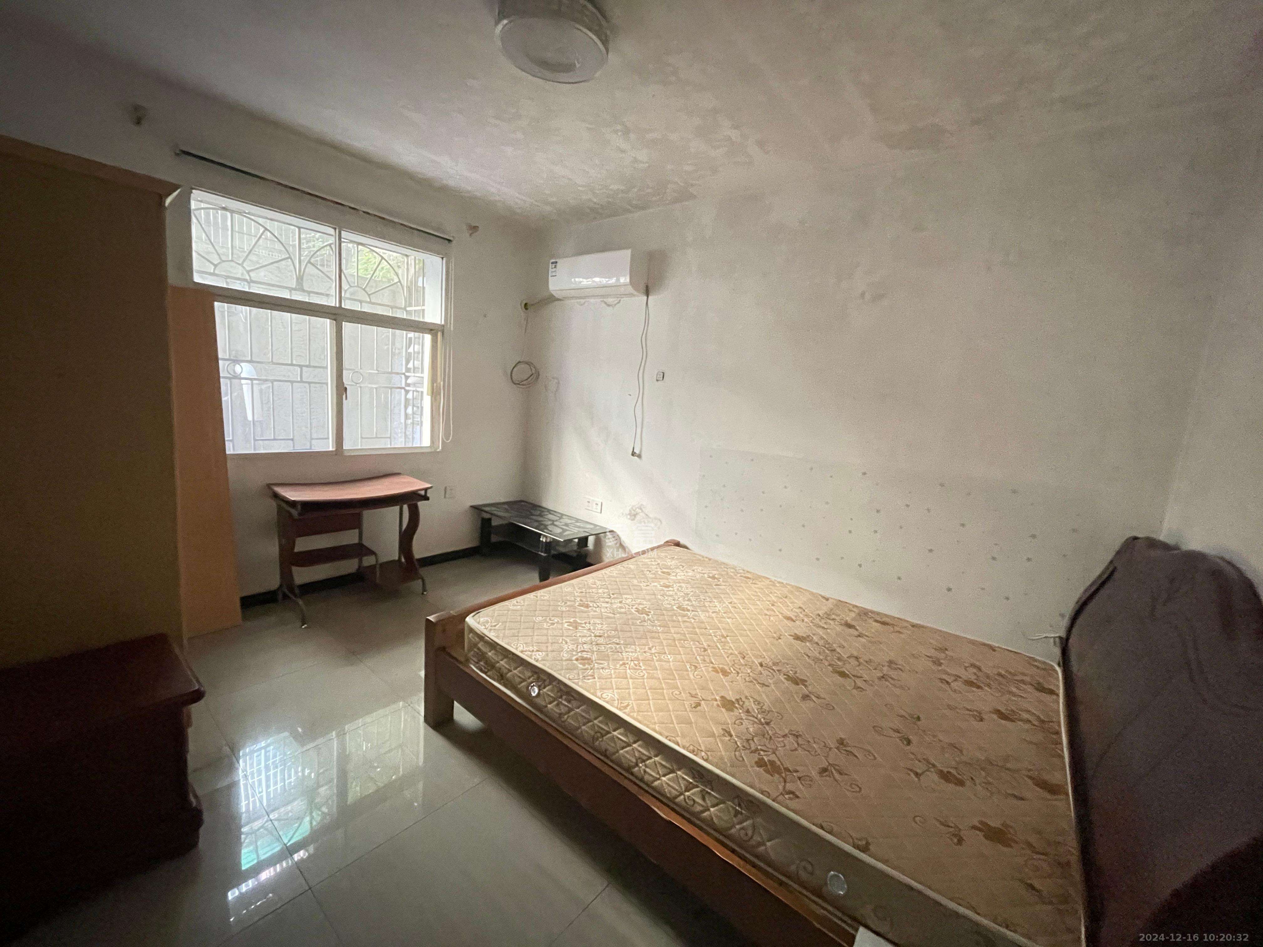 高正街税务局宿舍 2室1厅1卫 1500.0元/月 高正街税务局宿舍 2室1厅1卫 1500.0元/月室内图