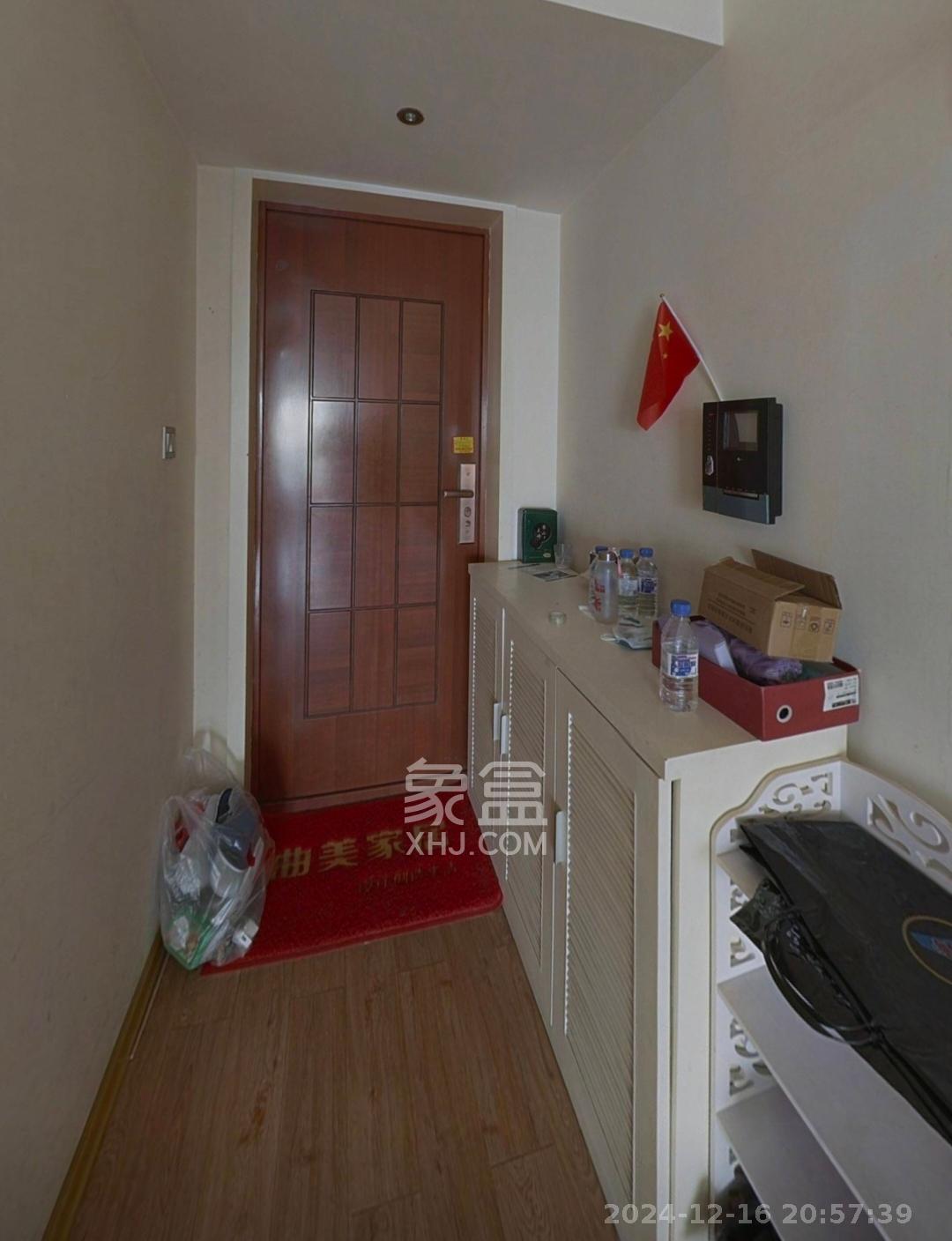 金土地第一湾  1室2厅1卫    2500.0元/月室内图