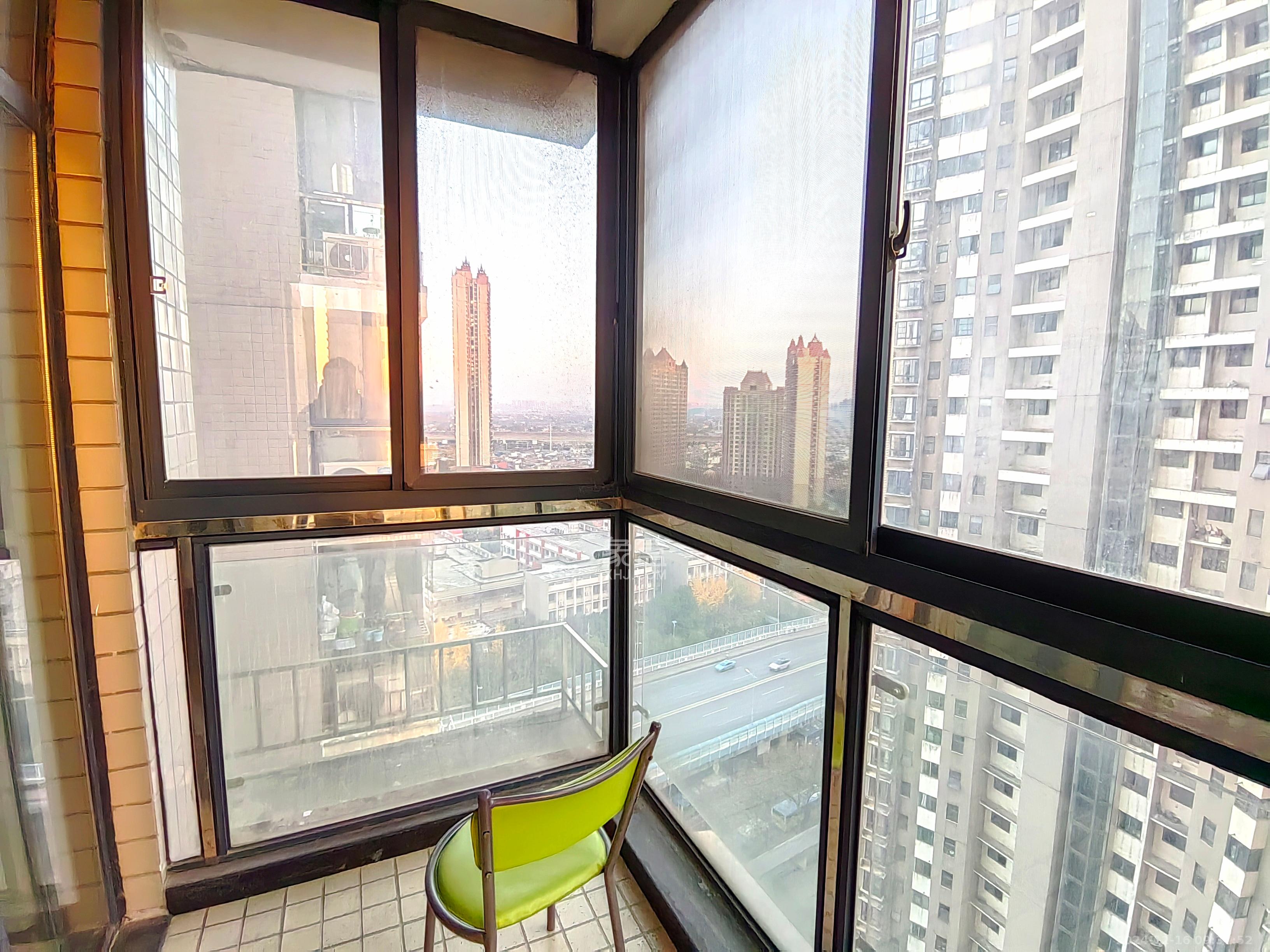 湘江世纪城瑞江苑 2室2厅1卫 2000.0元/月 湘江世纪城瑞江苑 2室2厅1卫 2000.0元/月室内图