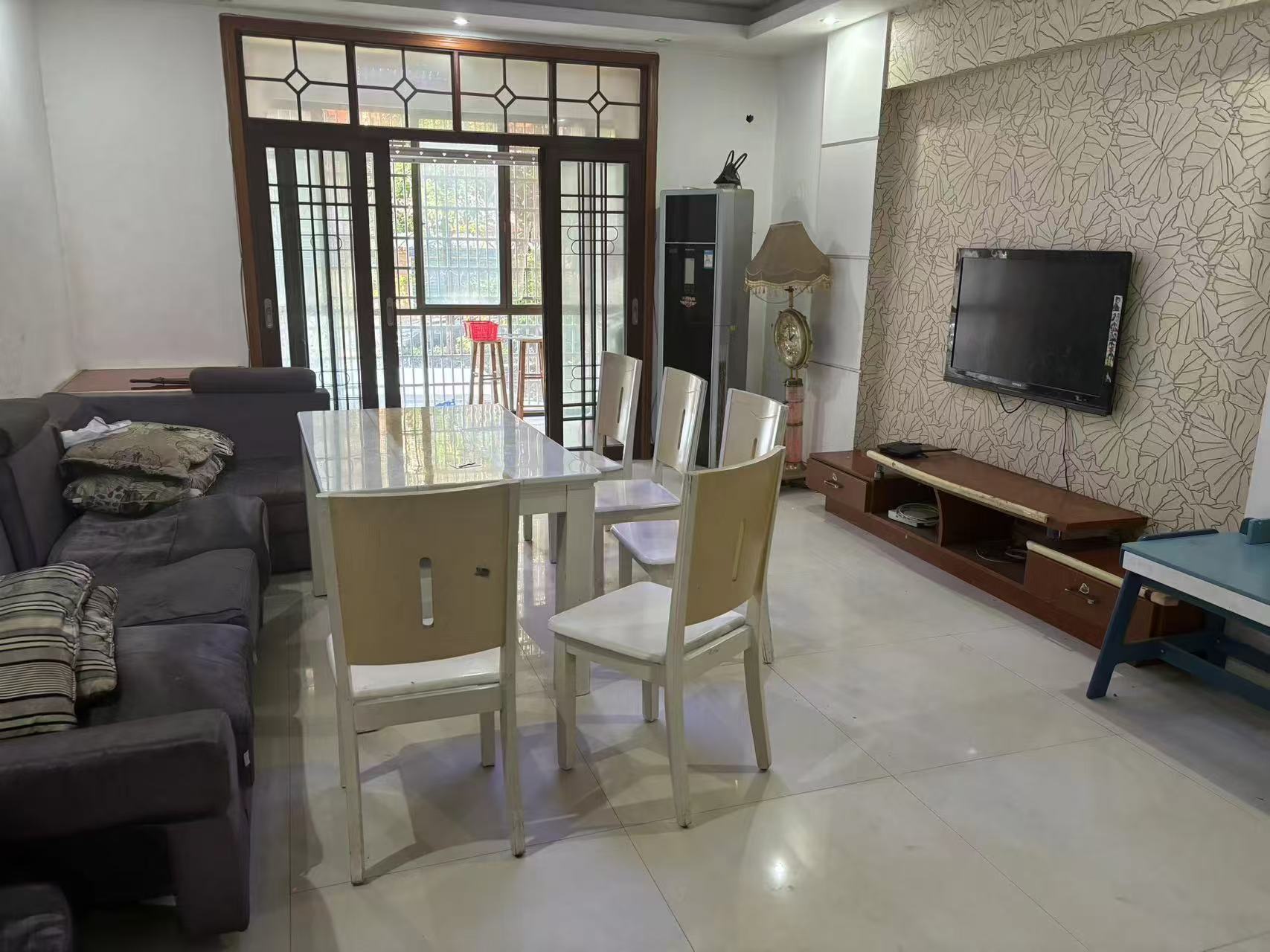 山水名苑  3室2厅1卫    1500.0元/月