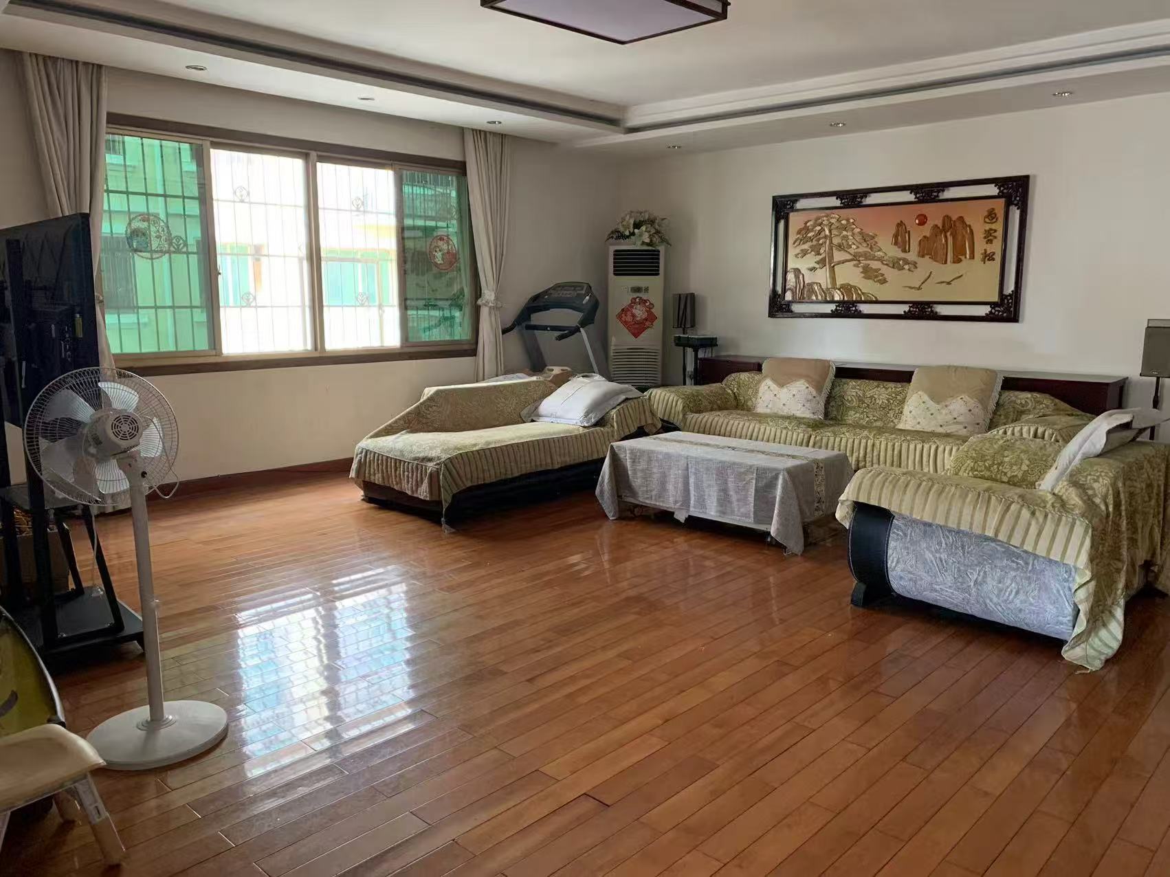 名牌大厦 4室2厅1卫 2000.0元/月 名牌大厦 4室2厅1卫 2000.0元/月室内图