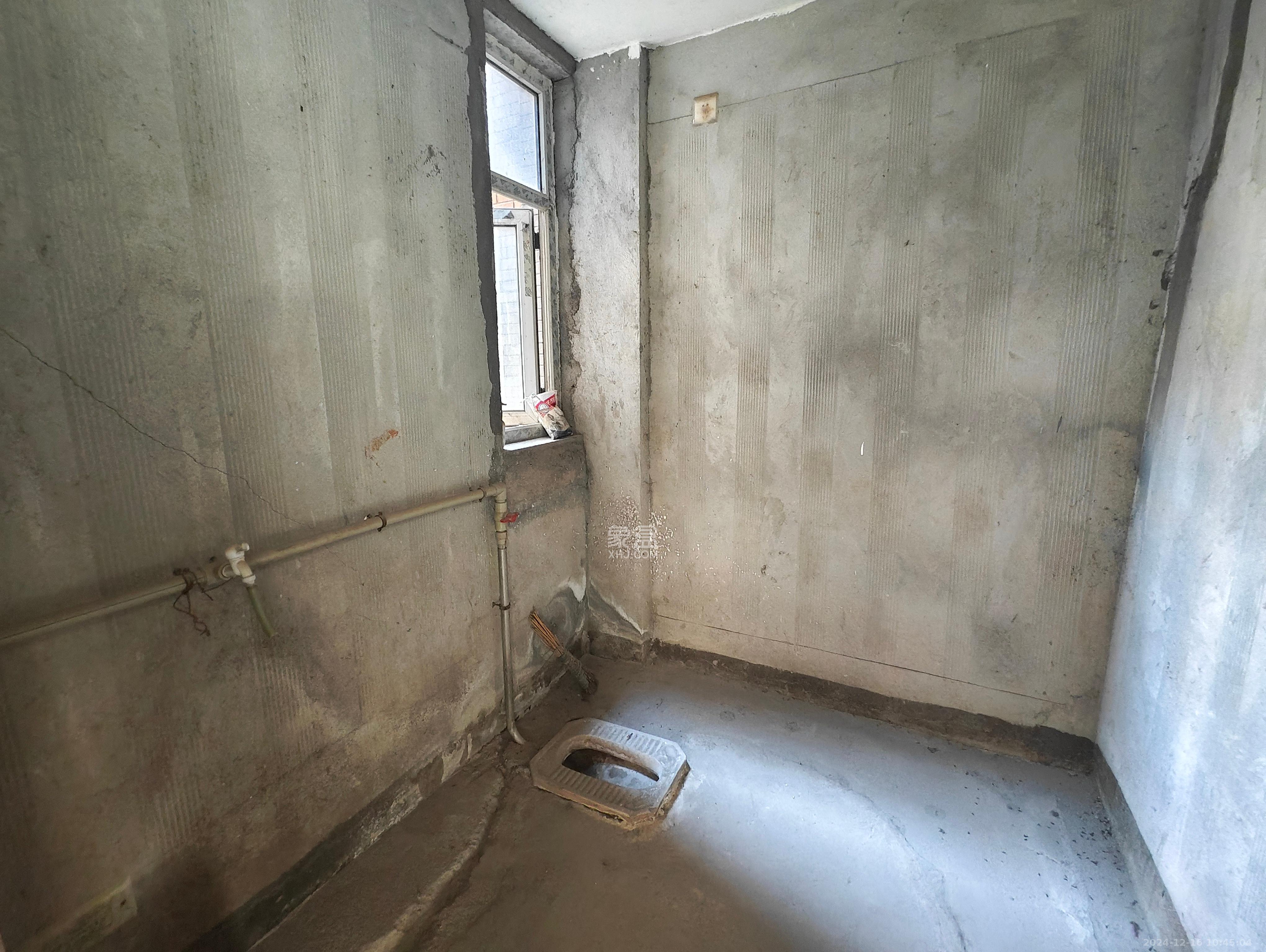 山水湾 3室2厅1卫 1000.0元/月 山水湾 3室2厅1卫 1000.0元/月室内图