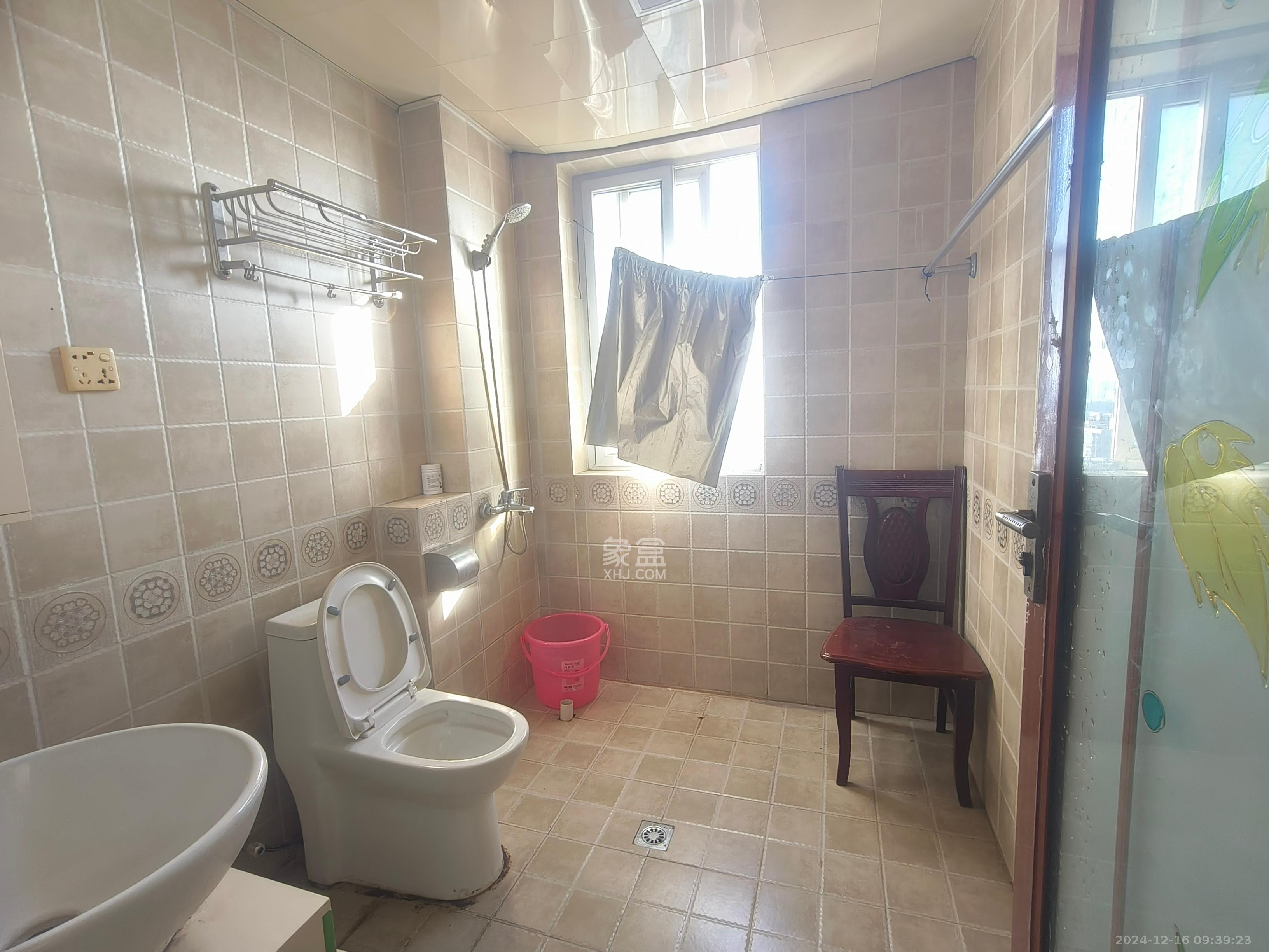 筑梦园 3室2厅2卫 1700.0元/月 筑梦园 3室2厅2卫 1700.0元/月室内图