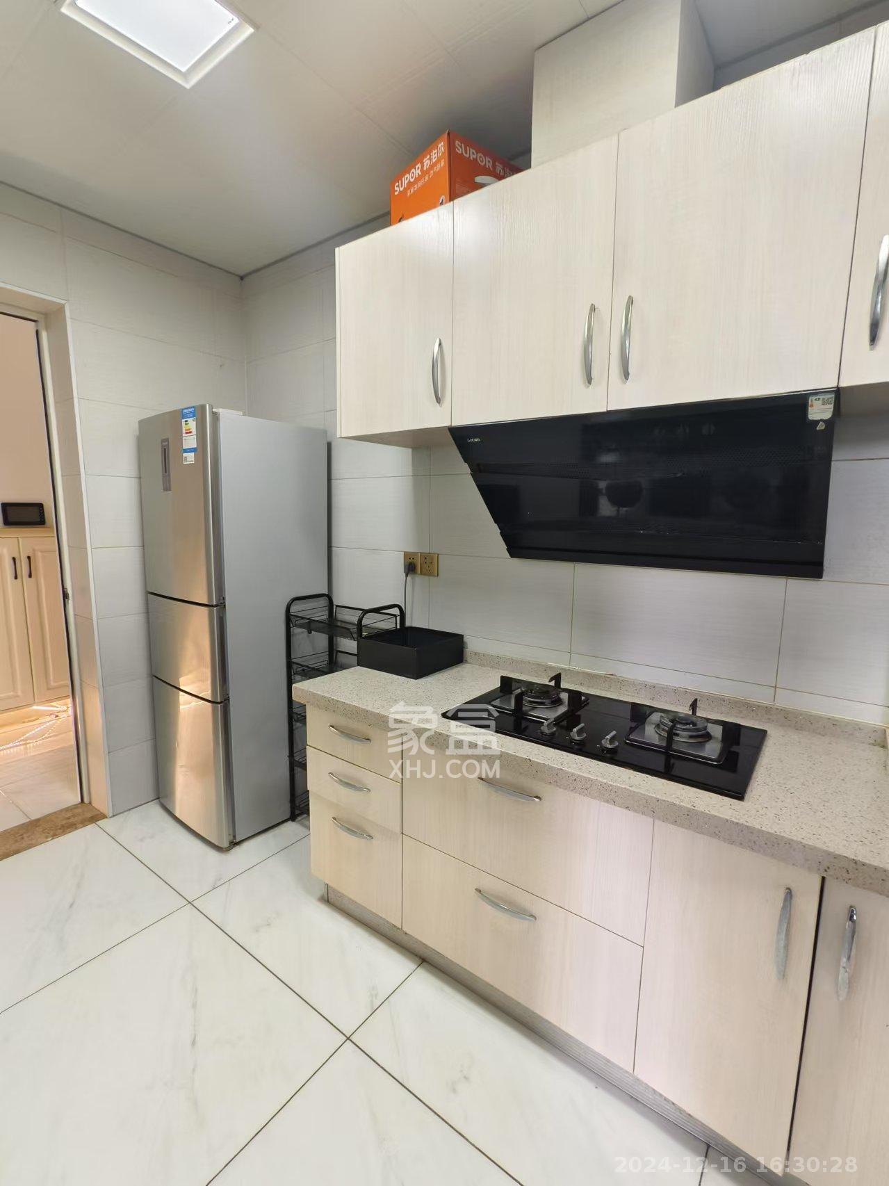 中建梅溪湖中心  3室2厅1卫   2800.00元/月室内图