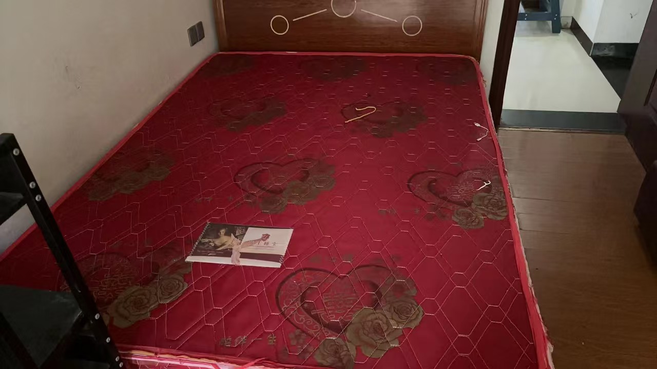 山水名苑 3室2厅1卫 1500.0元/月 山水名苑 3室2厅1卫 1500.0元/月室内图