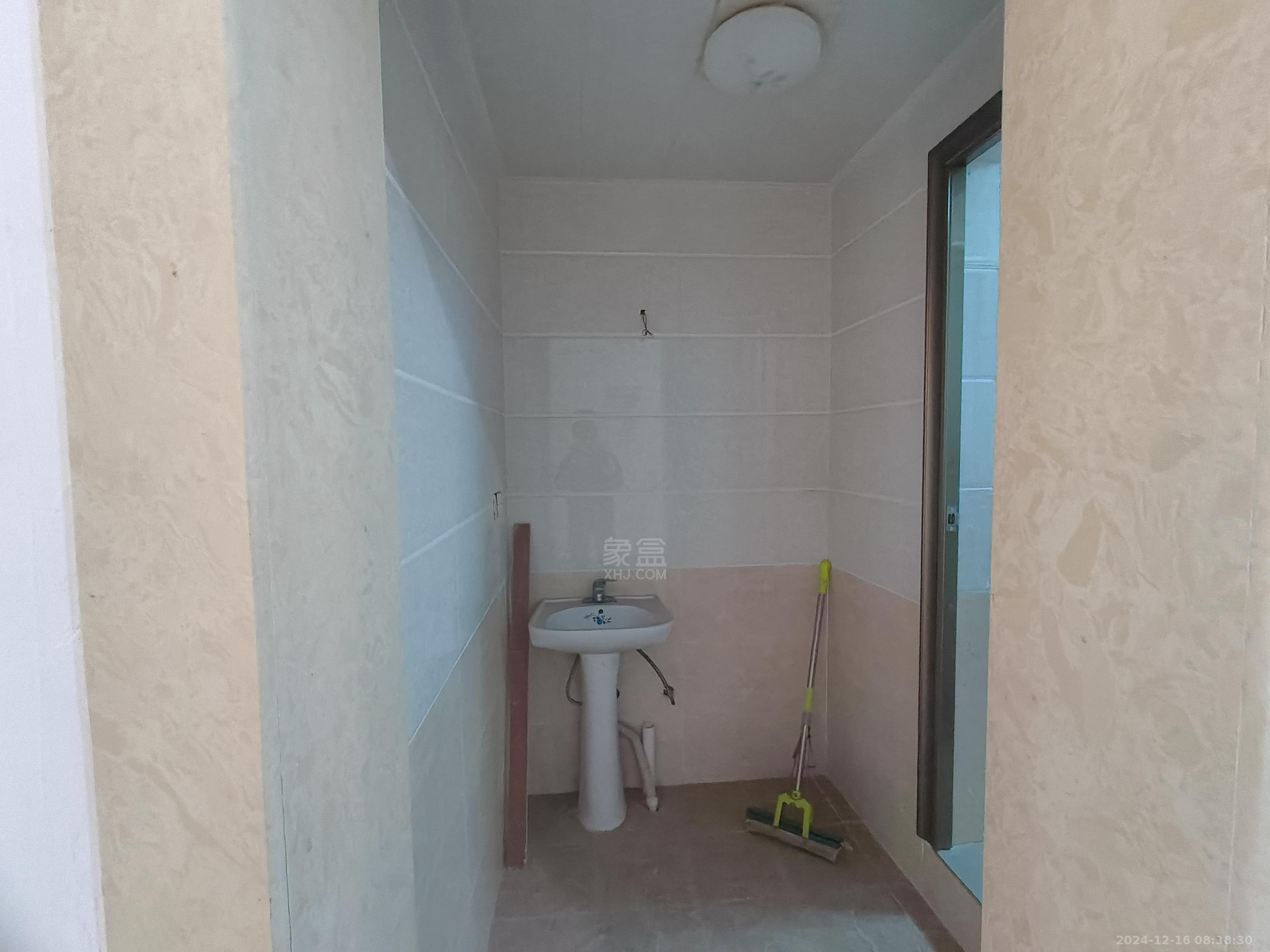 尚格名城东岸花园  3室2厅2卫    1800.0元/月 尚格名城东岸花园  3室2厅2卫    1800.0元/月室内图