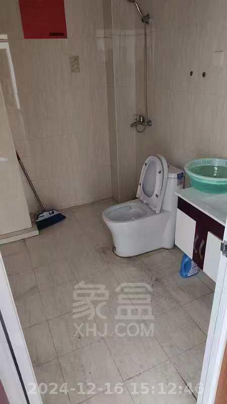 天台玉苑 3室2厅2卫 1600.0元/月 天台玉苑 3室2厅2卫 1600.0元/月室内图