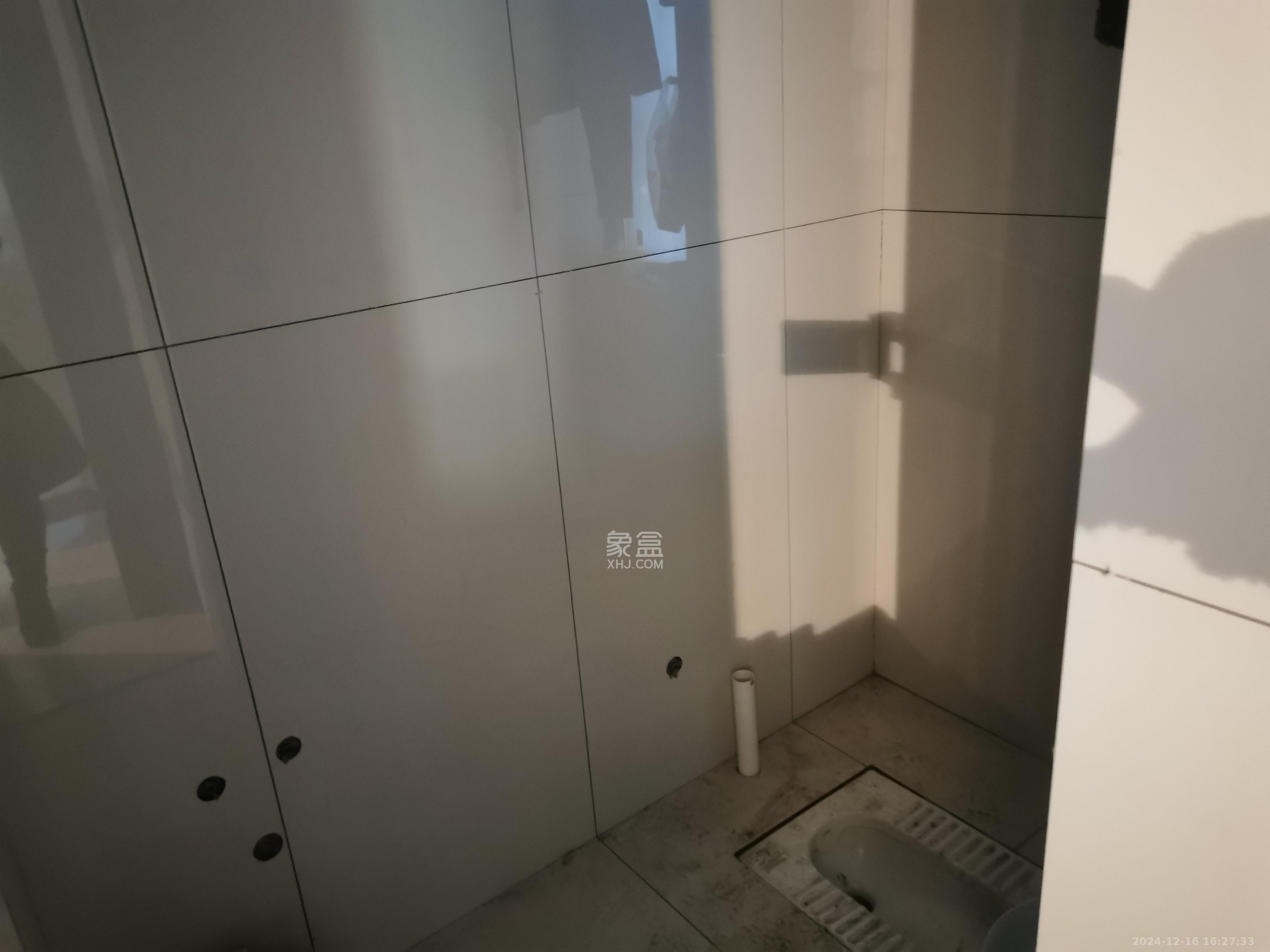 旭日嘉苑  2室1厅1卫   3500.00元/月室内图
