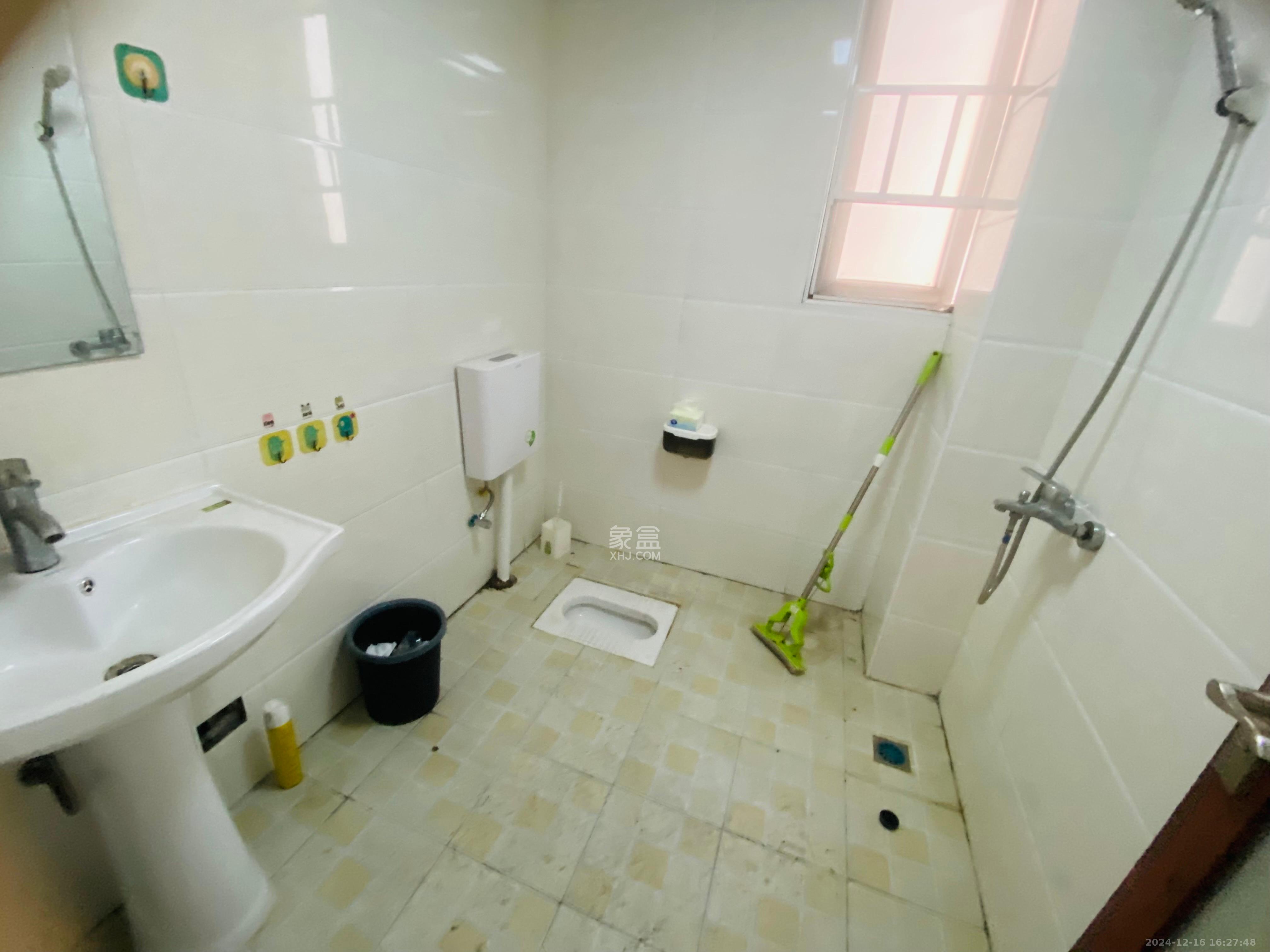 中房F联邦  2室0厅0卫    2000.0元/月 中房F联邦  2室0厅0卫    2000.0元/月室内图