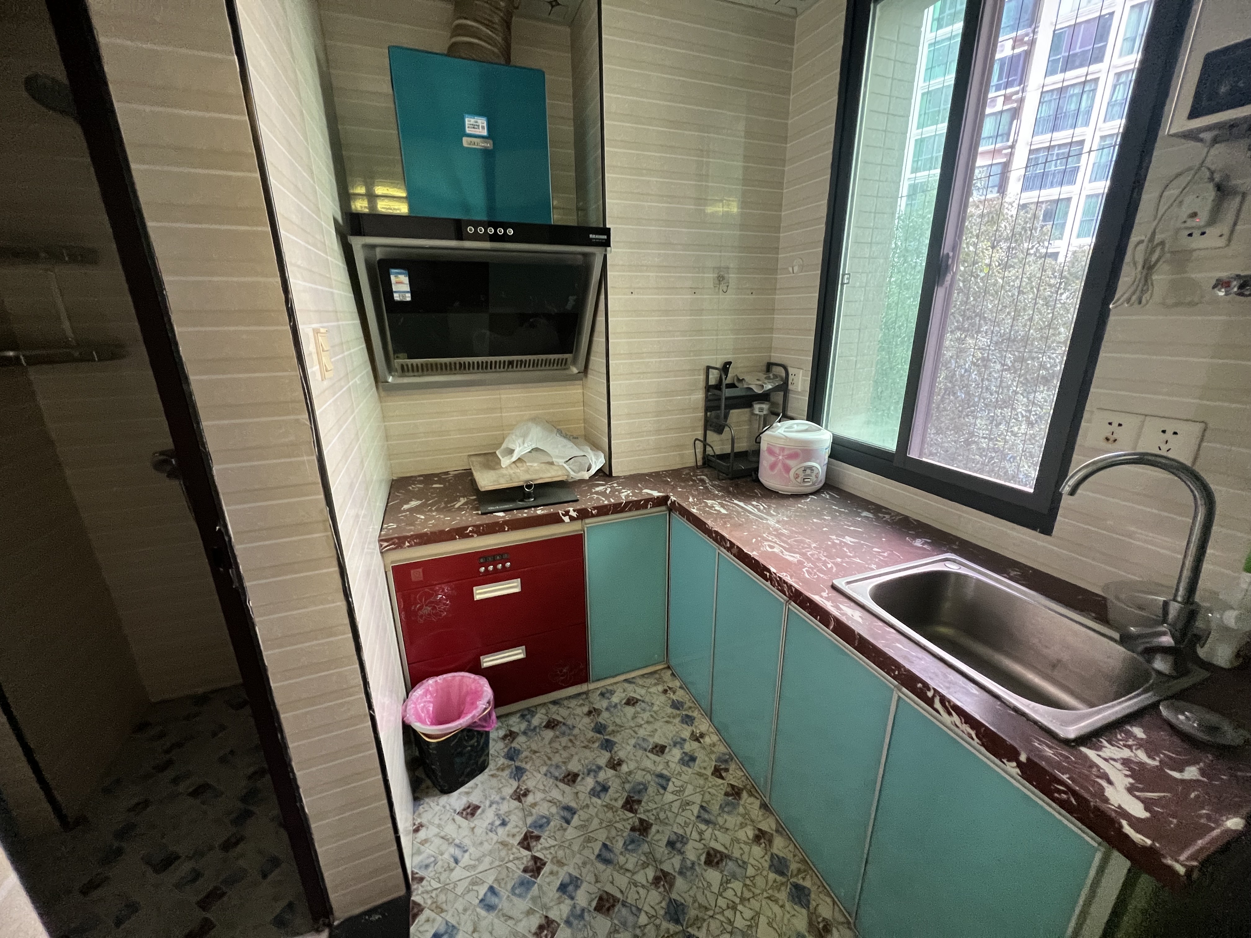 水映豪廷(一,二,三期) 1室0厅0卫 1100.0元/月 水映豪廷(一,二,三期) 1室0厅0卫 1100.0元/月室内图