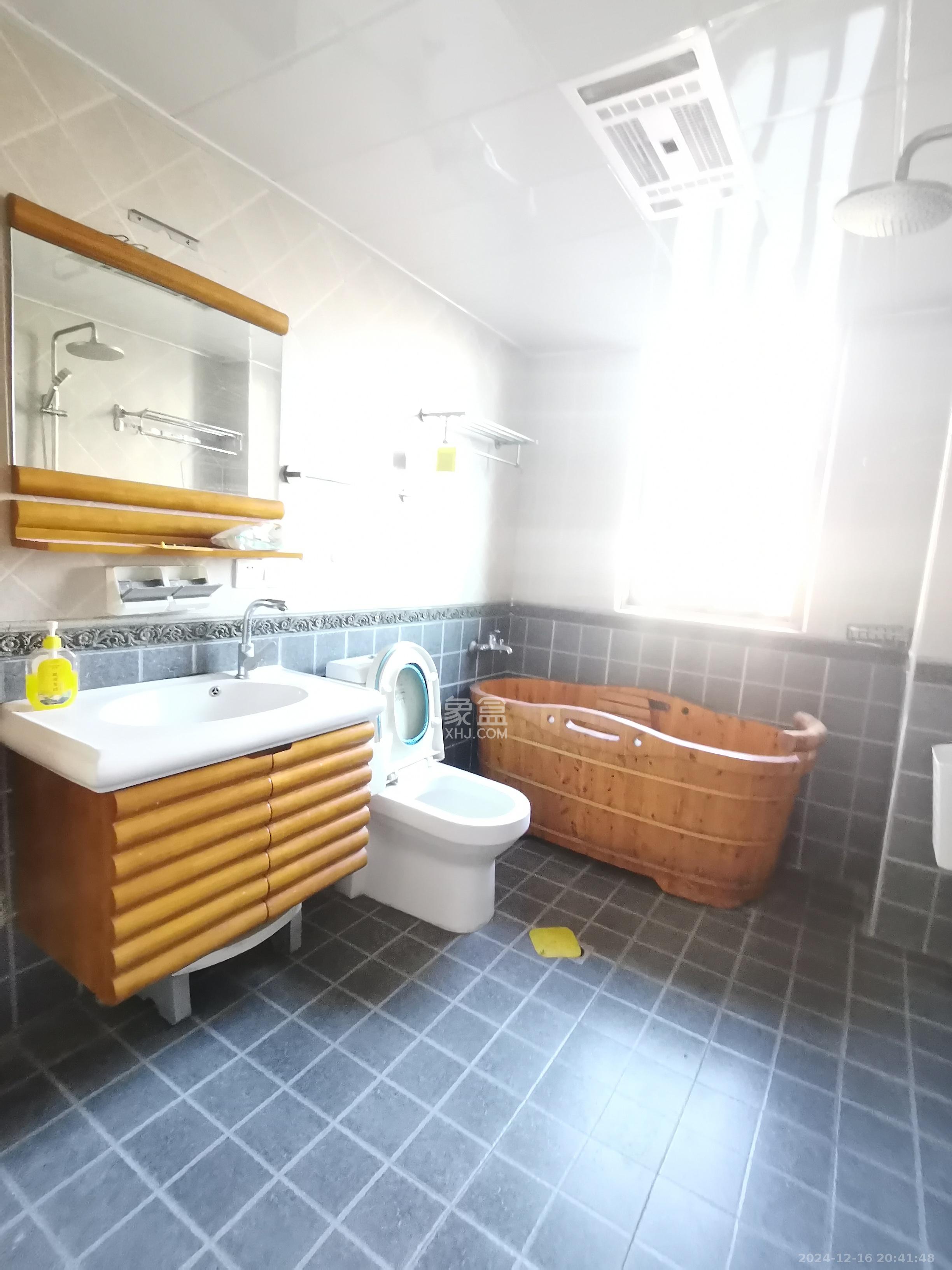 方略潇邦  3室2厅2卫    2000.0元/月 方略潇邦  3室2厅2卫    2000.0元/月室内图