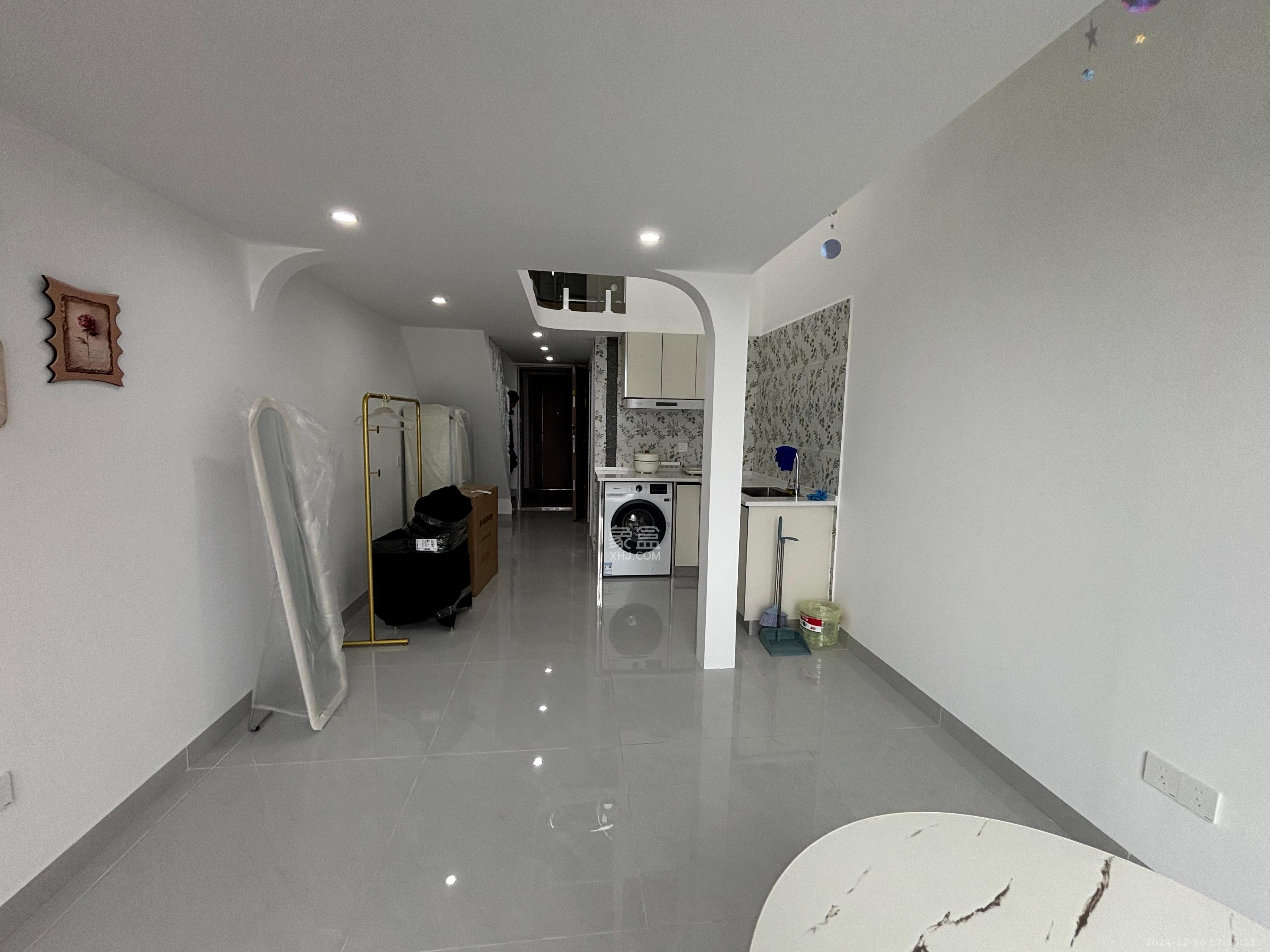 力高凤凰新天  1室0厅0卫   2800.00元/月室内图