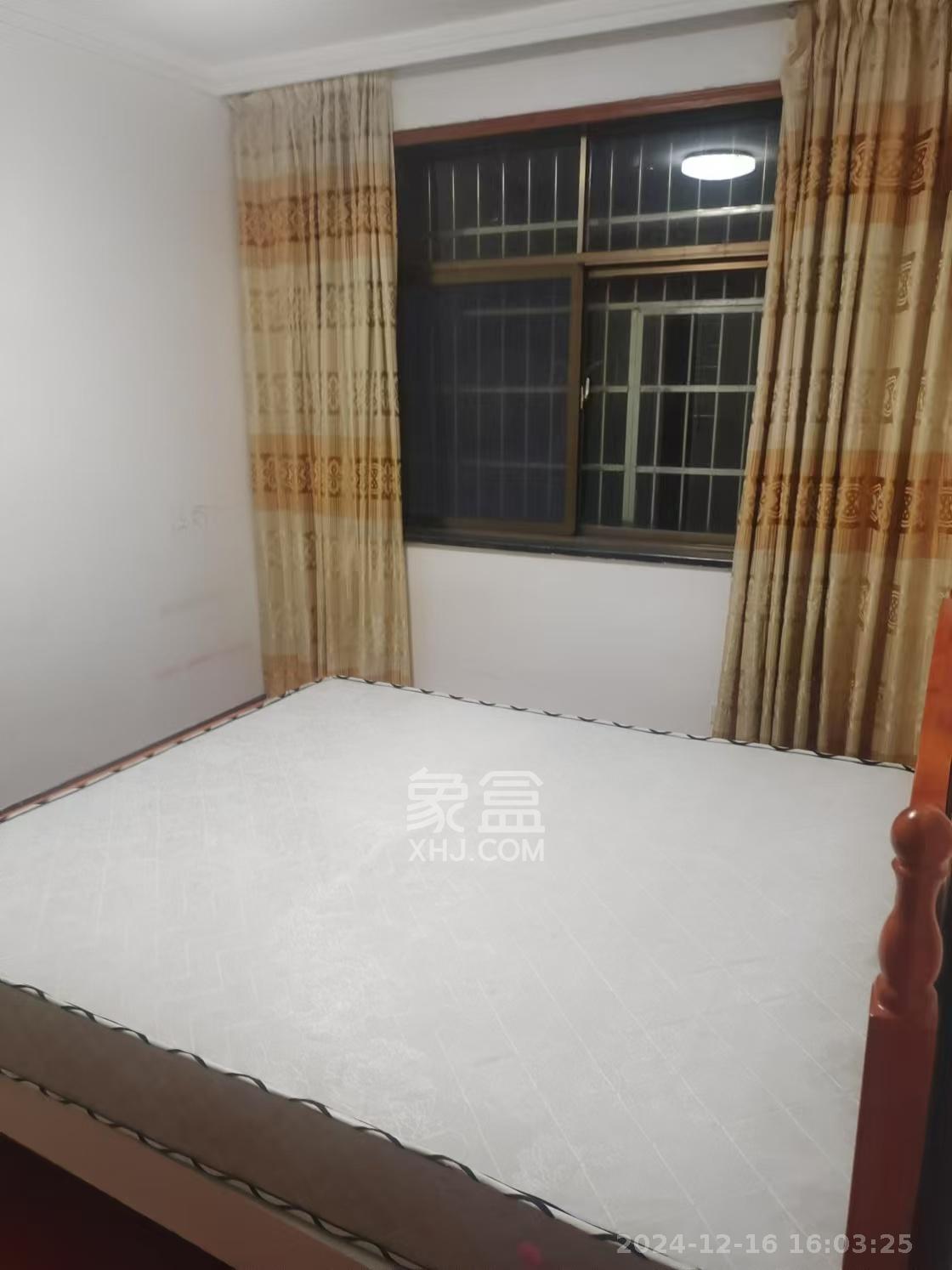 岳鞍阁小区 2室2厅1卫 1700.0元/月 岳鞍阁小区 2室2厅1卫 1700.0元/月室内图