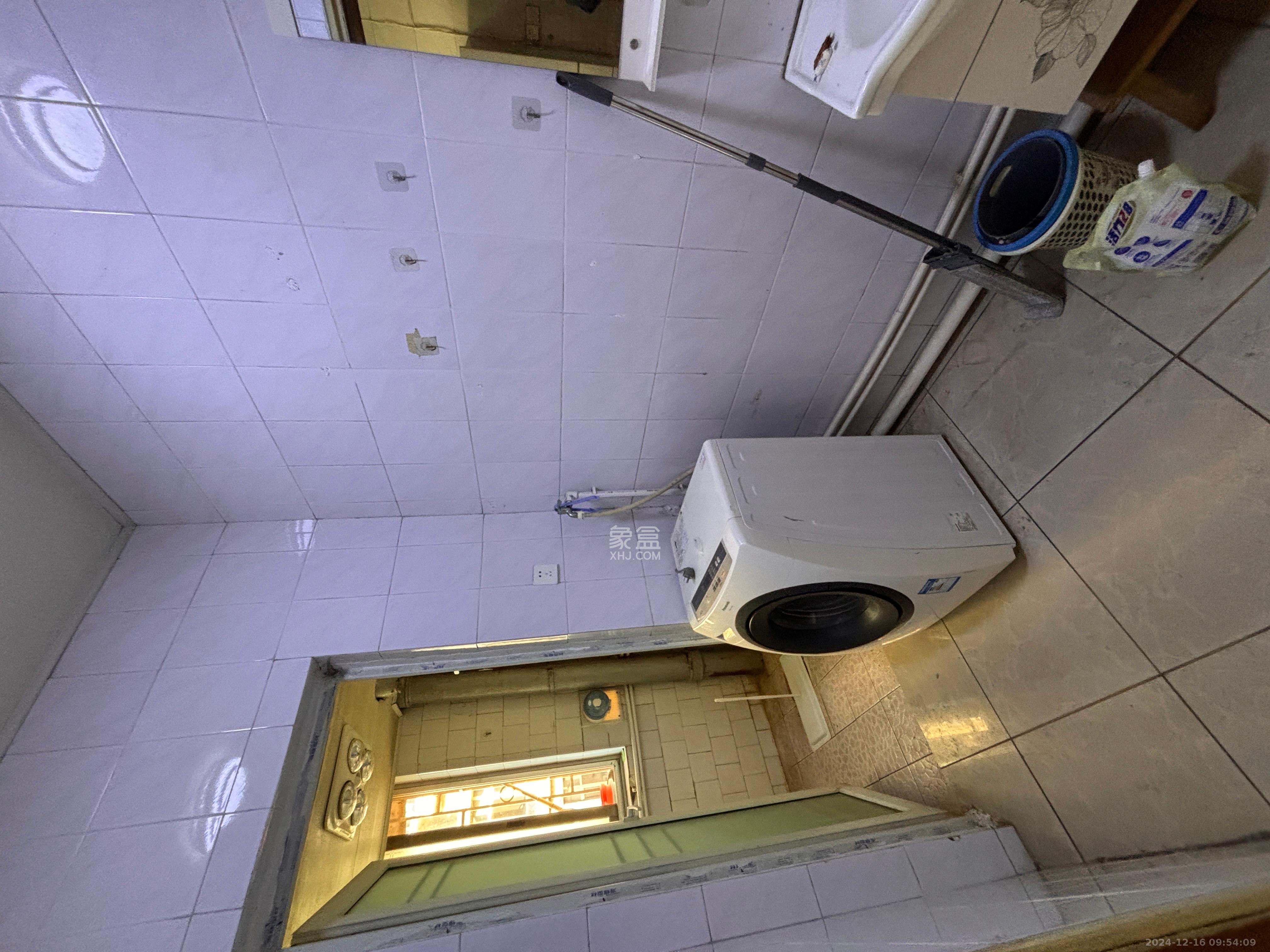 湘粮机械厂宿舍 2室2厅1卫 1400.0元/月 湘粮机械厂宿舍 2室2厅1卫 1400.0元/月室内图