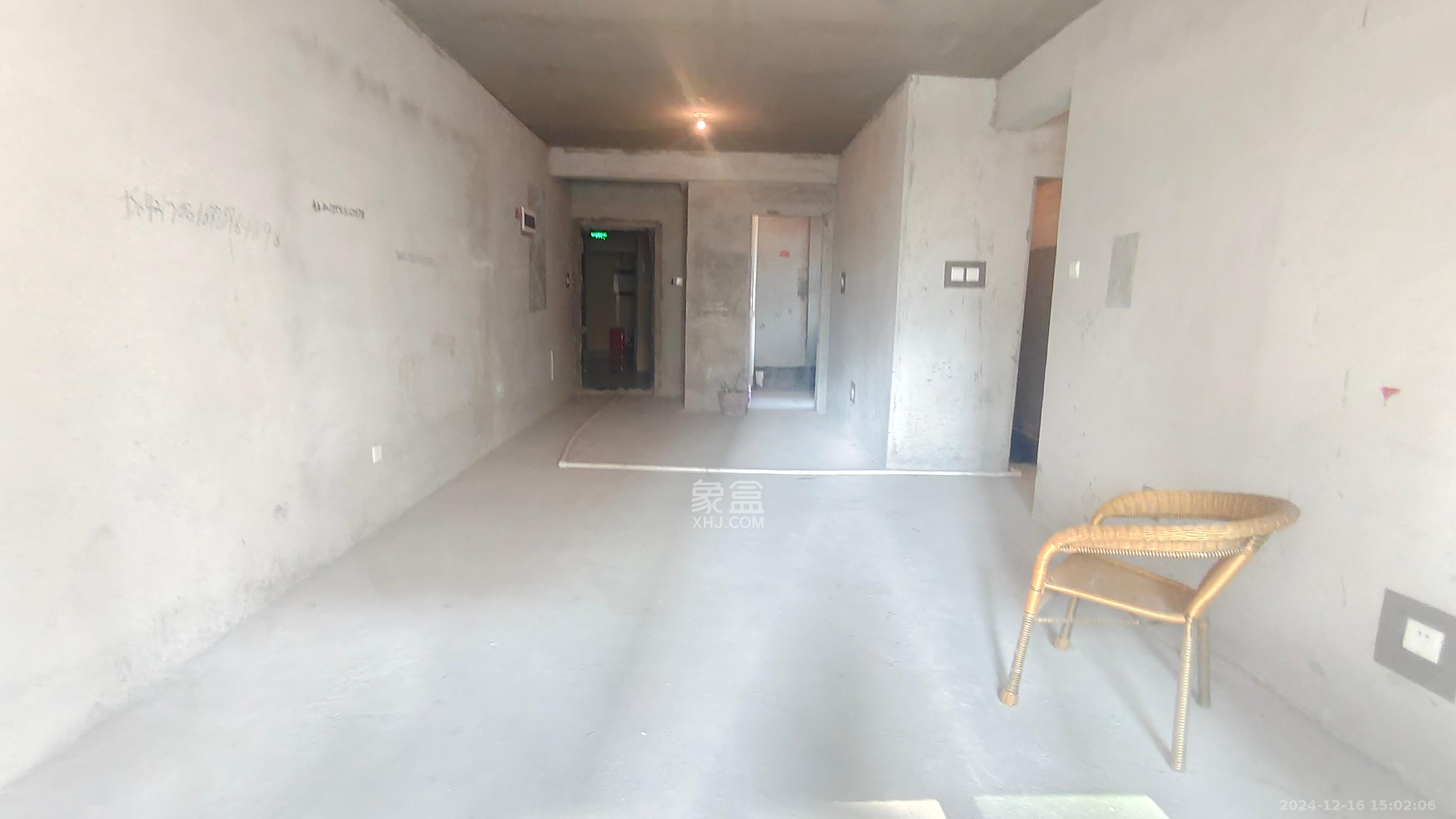 振业城三期 4室2厅2卫 1500.0元/月 振业城三期 4室2厅2卫 1500.0元/月室内图