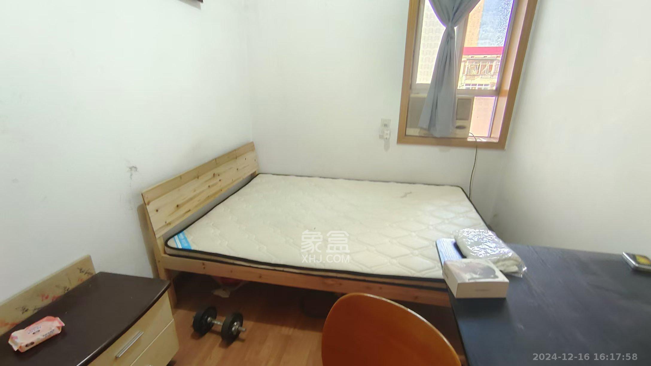 广电南院宿舍 3室2厅1卫 1800.0元/月 广电南院宿舍 3室2厅1卫 1800.0元/月室内图