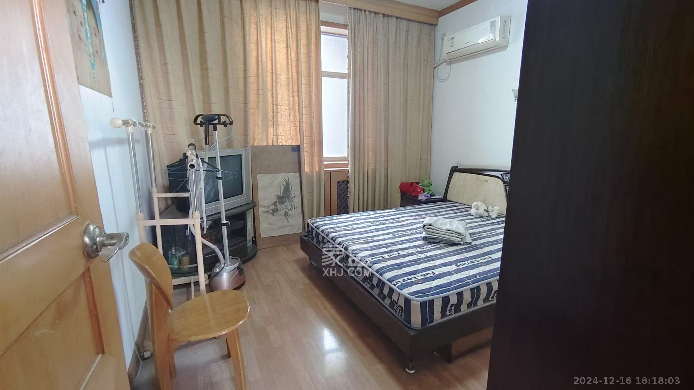 广电南院宿舍 3室2厅1卫 1800.0元/月 广电南院宿舍 3室2厅1卫 1800.0元/月室内图