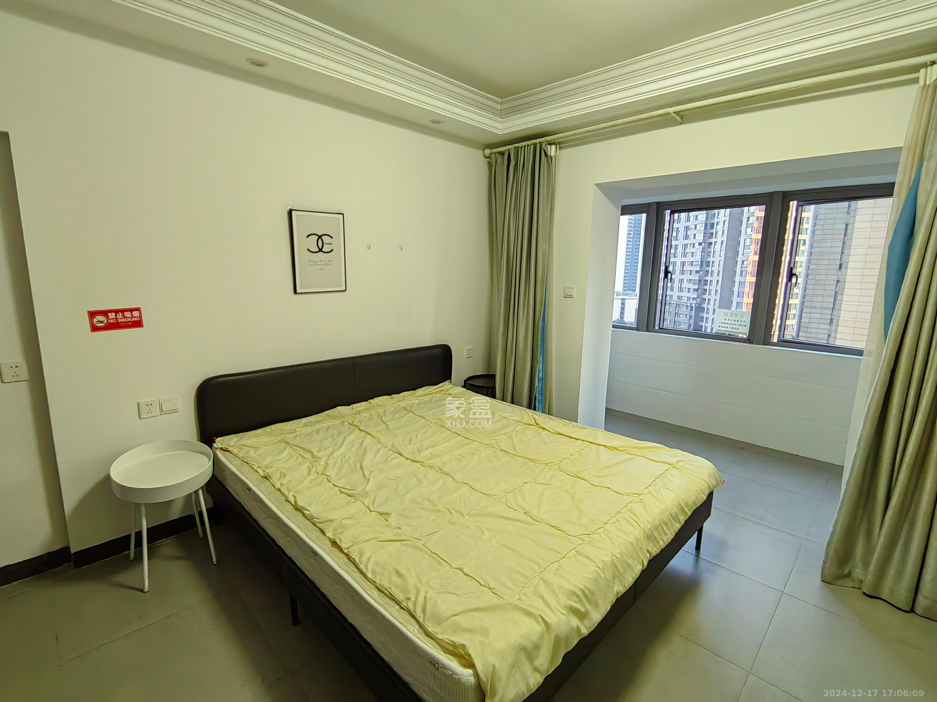 保利国际广场  1室1厅1卫    2300.0元/月 保利国际广场  1室1厅1卫    2300.0元/月室内图1