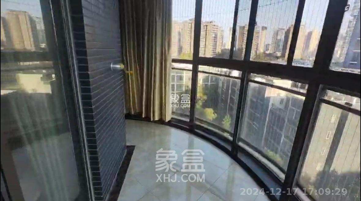 双盈卧龙湾 4室2厅2卫 2600.0元/月 双盈卧龙湾 4室2厅2卫 2600.0元/月室内图