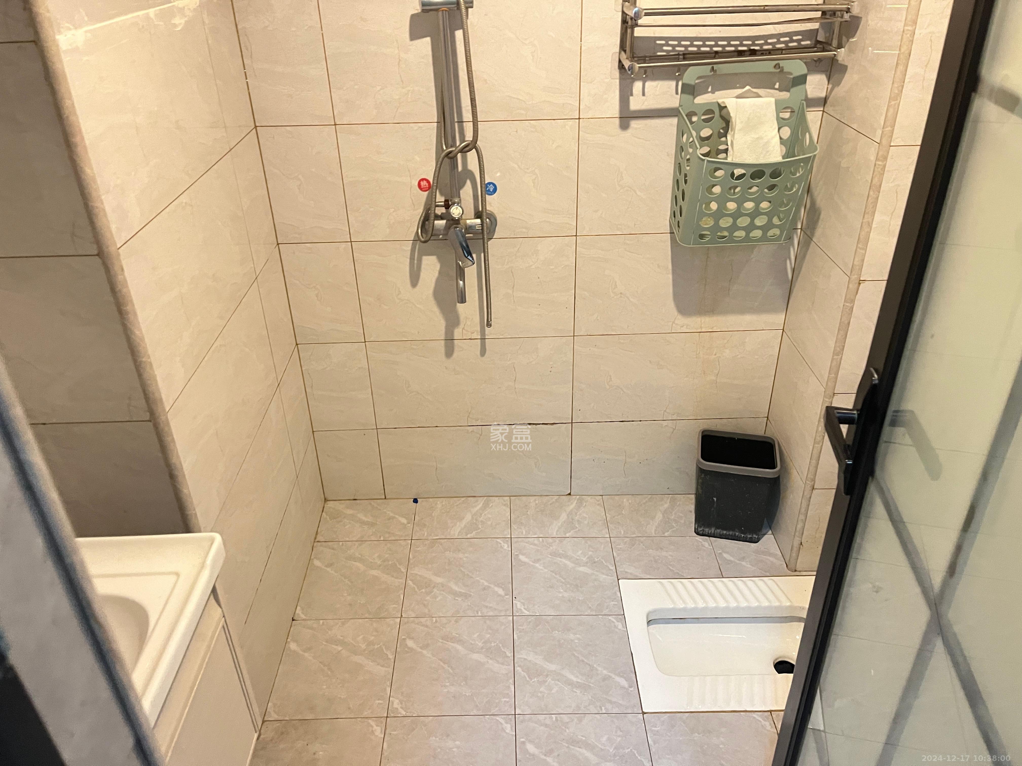 明发国际城 1室1厅1卫 1600.0元/月 明发国际城 1室1厅1卫 1600.0元/月室内图