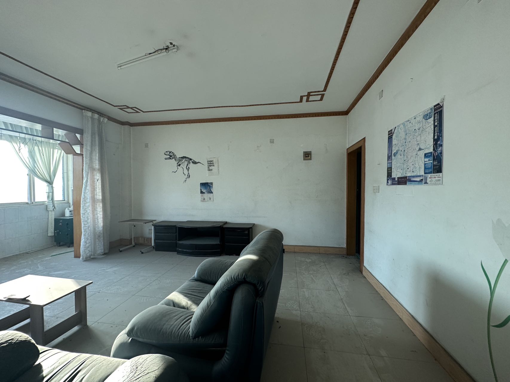 农业银行家属区 2室1厅1卫 800.00元/月 农业银行家属区 2室1厅1卫 800.00元/月室内图