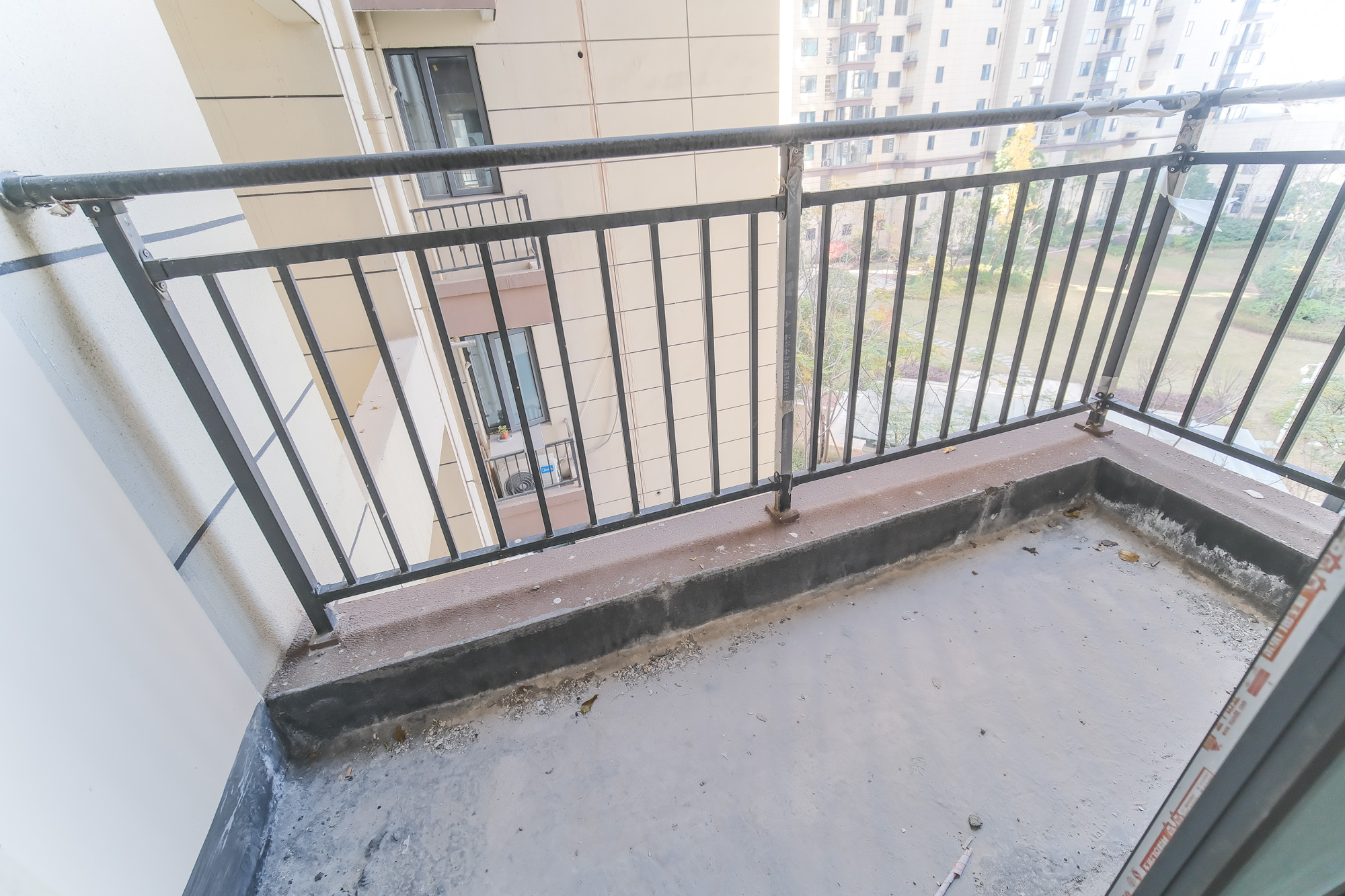 永宏万家里 3室2厅1卫 73.8万 永宏万家里 3室2厅1卫 73.8万阳台