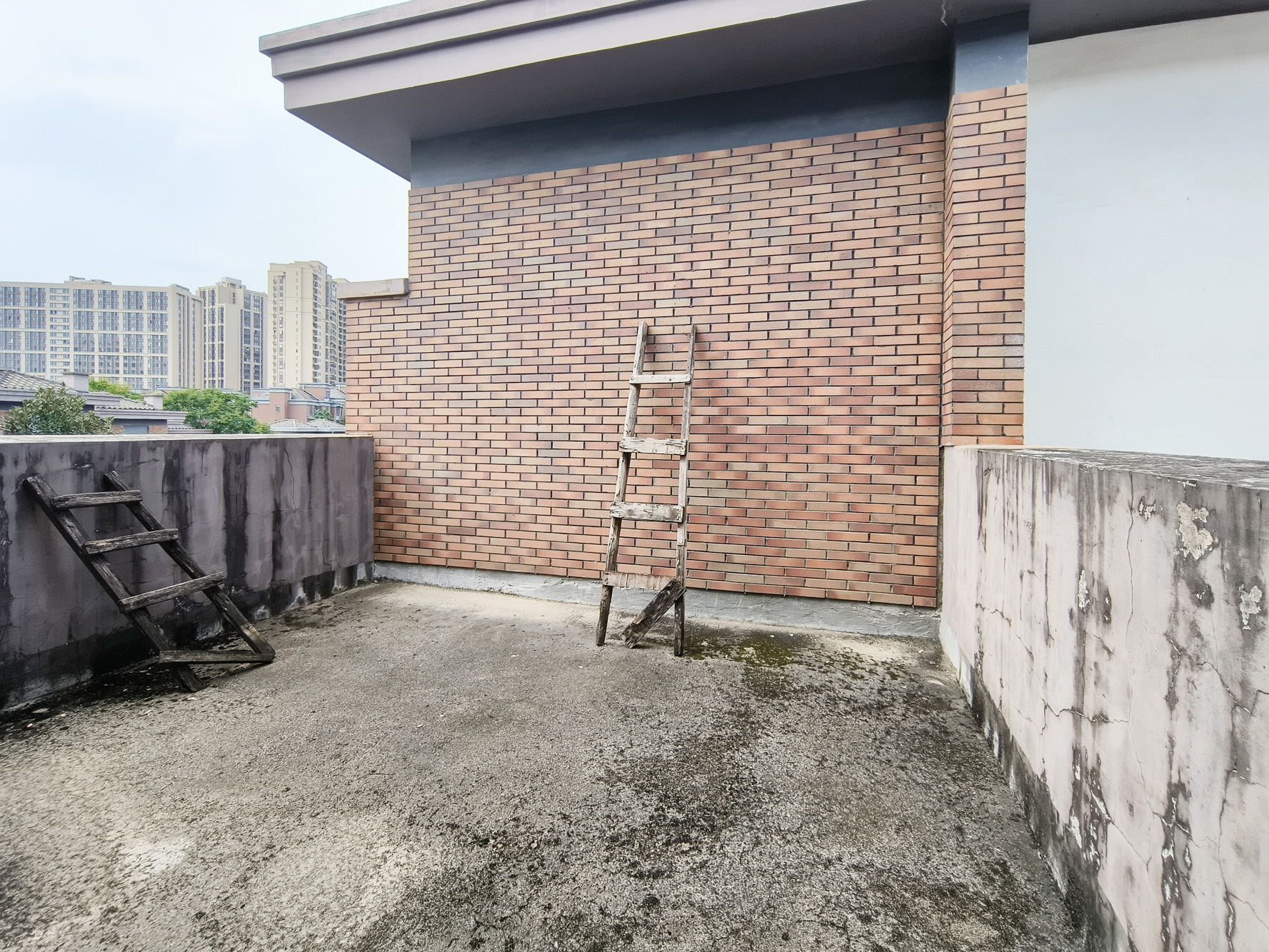 山水湾  6室3厅3卫    450.0万 山水湾  6室3厅3卫    450.0万其他