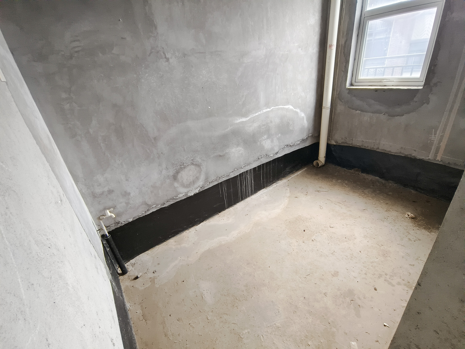 山水湾  6室3厅3卫    450.0万 山水湾  6室3厅3卫    450.0万卫生间