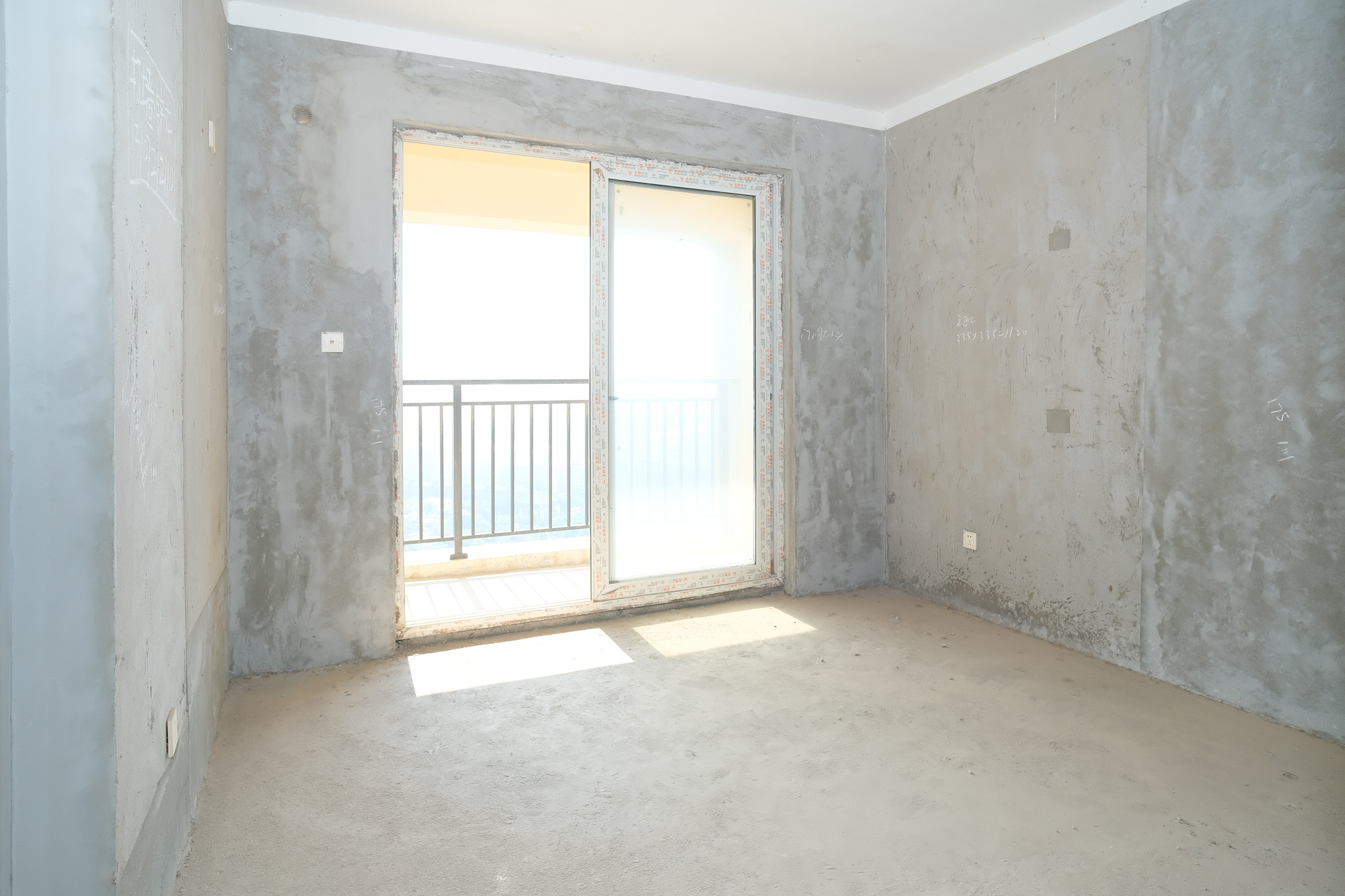 山水湾  4室2厅2卫    78.0万 山水湾  4室2厅2卫    78.0万卧室