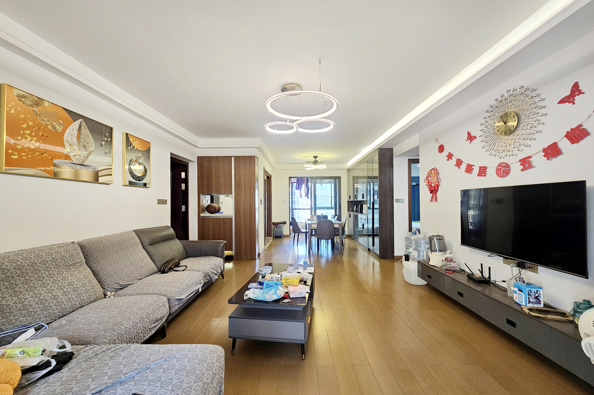 阳光城尚东湾青柠园 4室2厅2卫 148.0万 阳光城尚东湾青柠园 4室2厅2卫 148.0万客厅