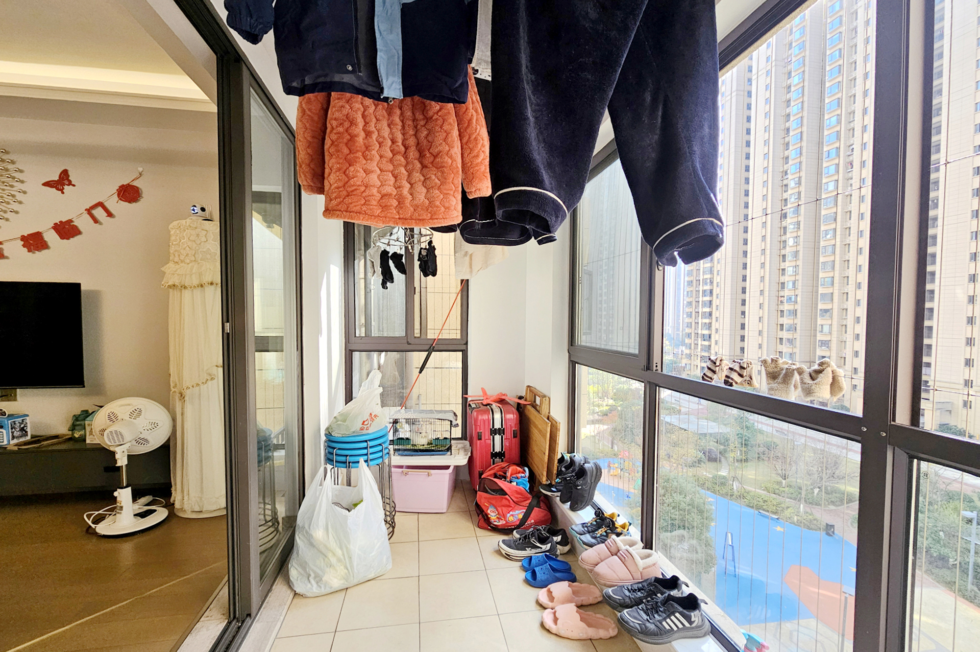 阳光城尚东湾青柠园 4室2厅2卫 148.0万 阳光城尚东湾青柠园 4室2厅2卫 148.0万阳台