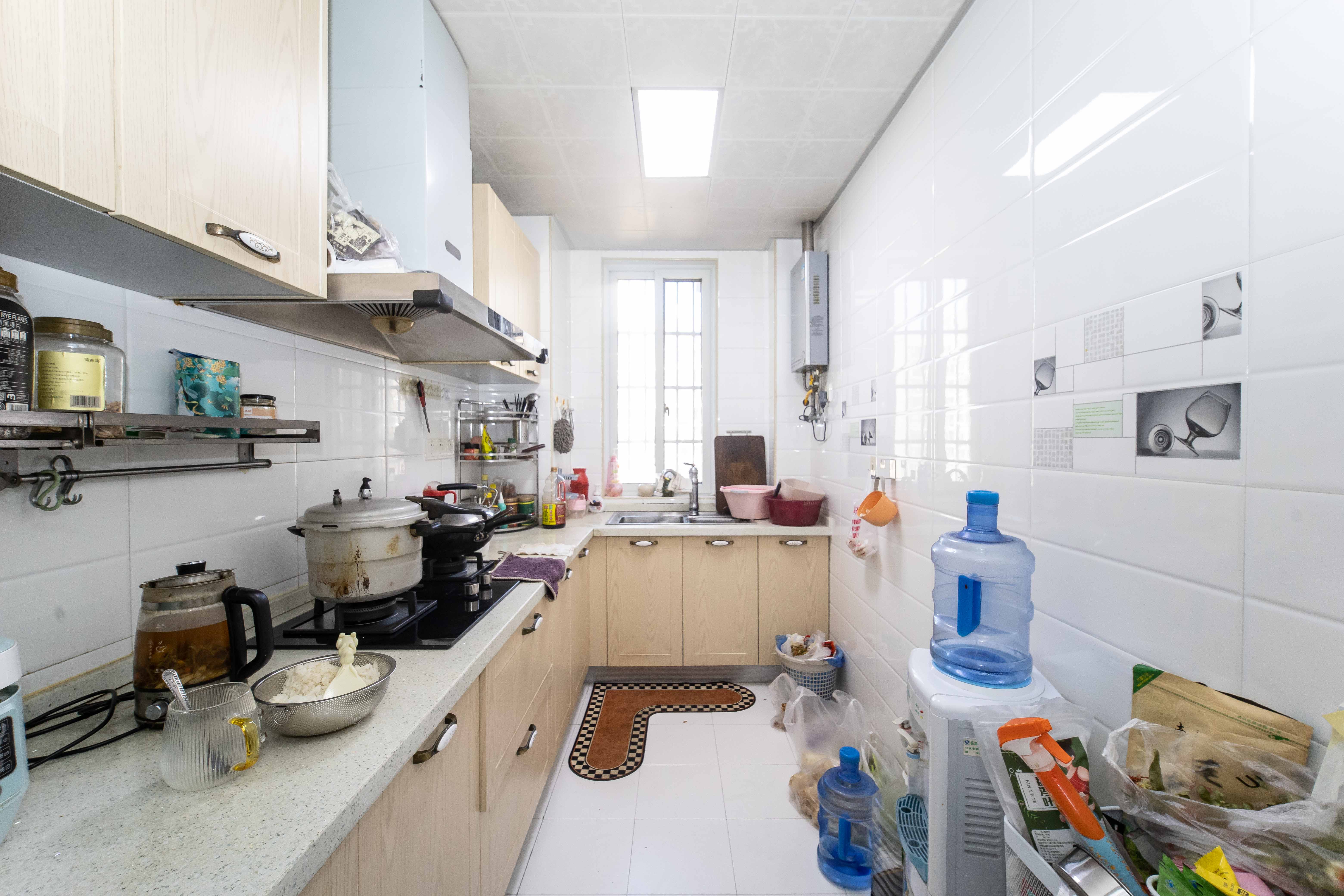 先锋东外滩 3室2厅2卫 108.0万 先锋东外滩 3室2厅2卫 108.0万厨房