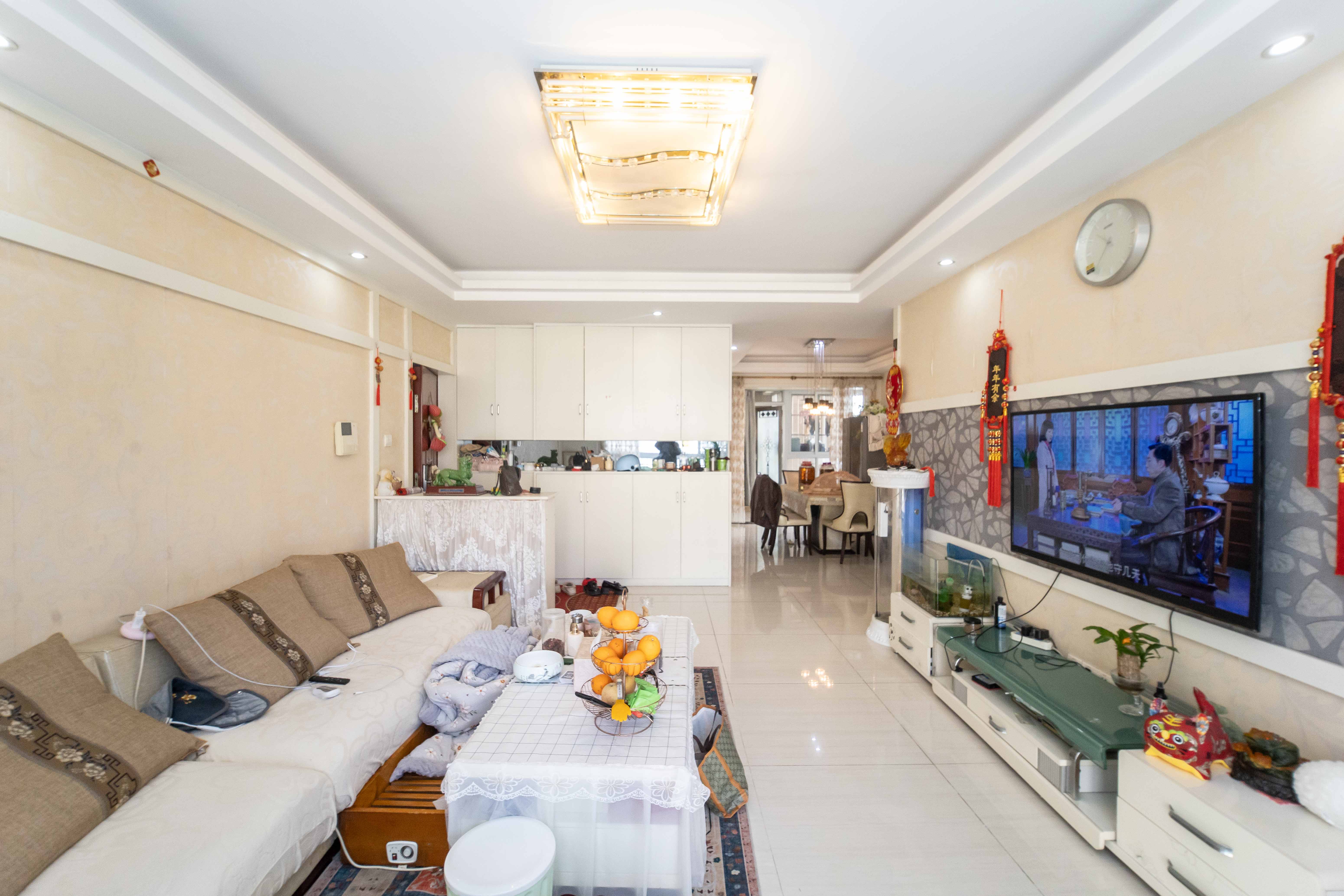 先锋东外滩 3室2厅2卫 108.0万 先锋东外滩 3室2厅2卫 108.0万客厅