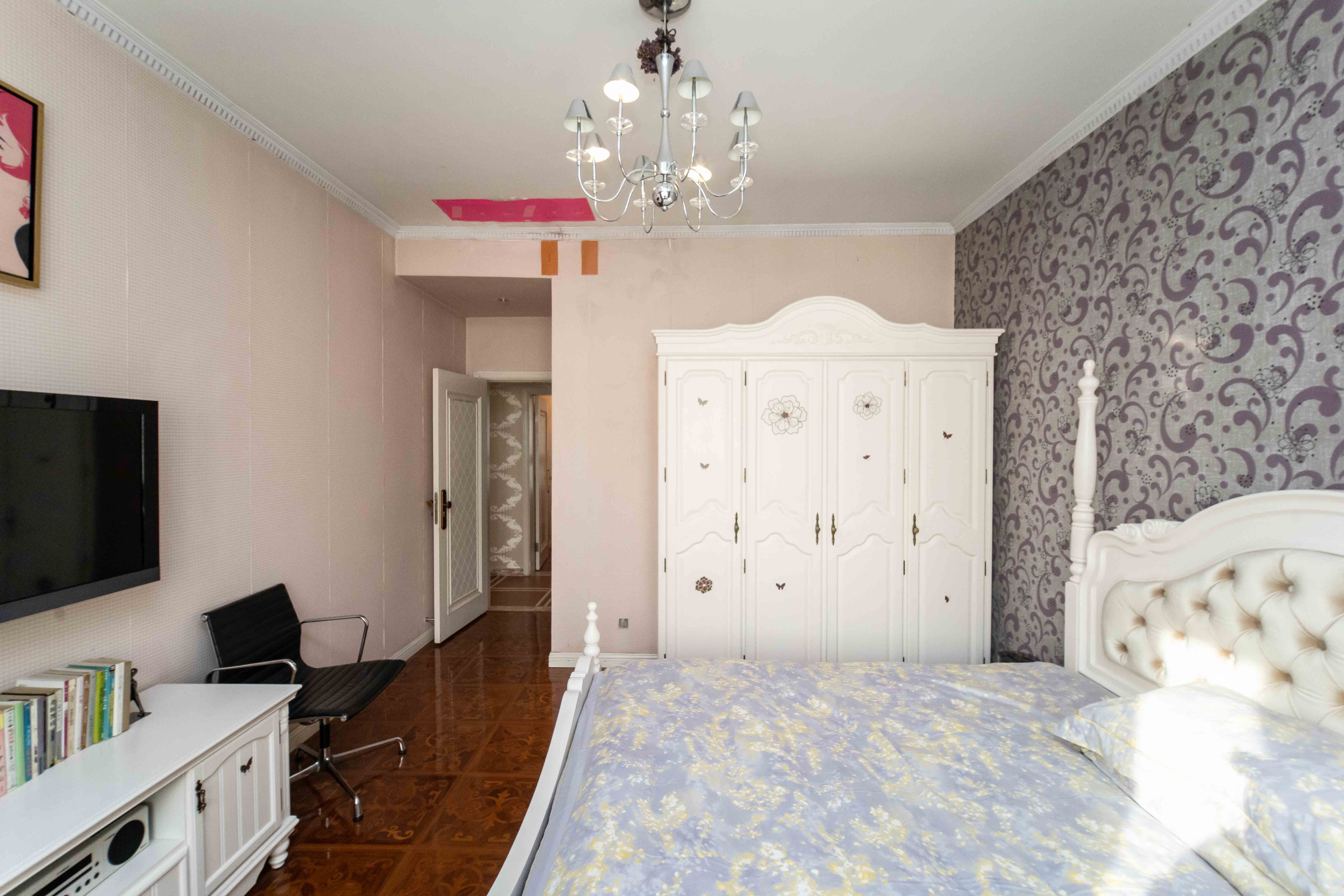 长房东郡 3室2厅2卫 146.5万 长房东郡 3室2厅2卫 146.5万卧室