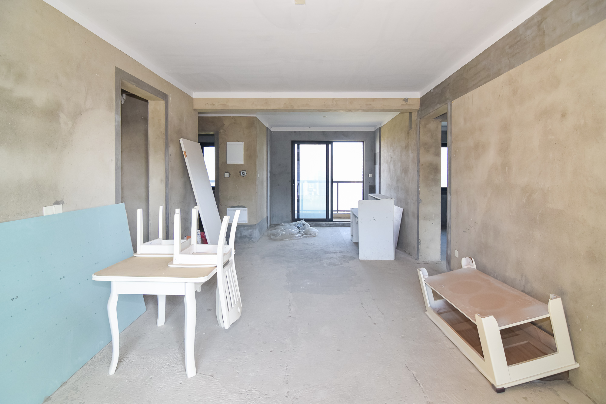 绿城高尔夫小镇  3室2厅1卫    85.0万 绿城高尔夫小镇  3室2厅1卫    85.0万客厅