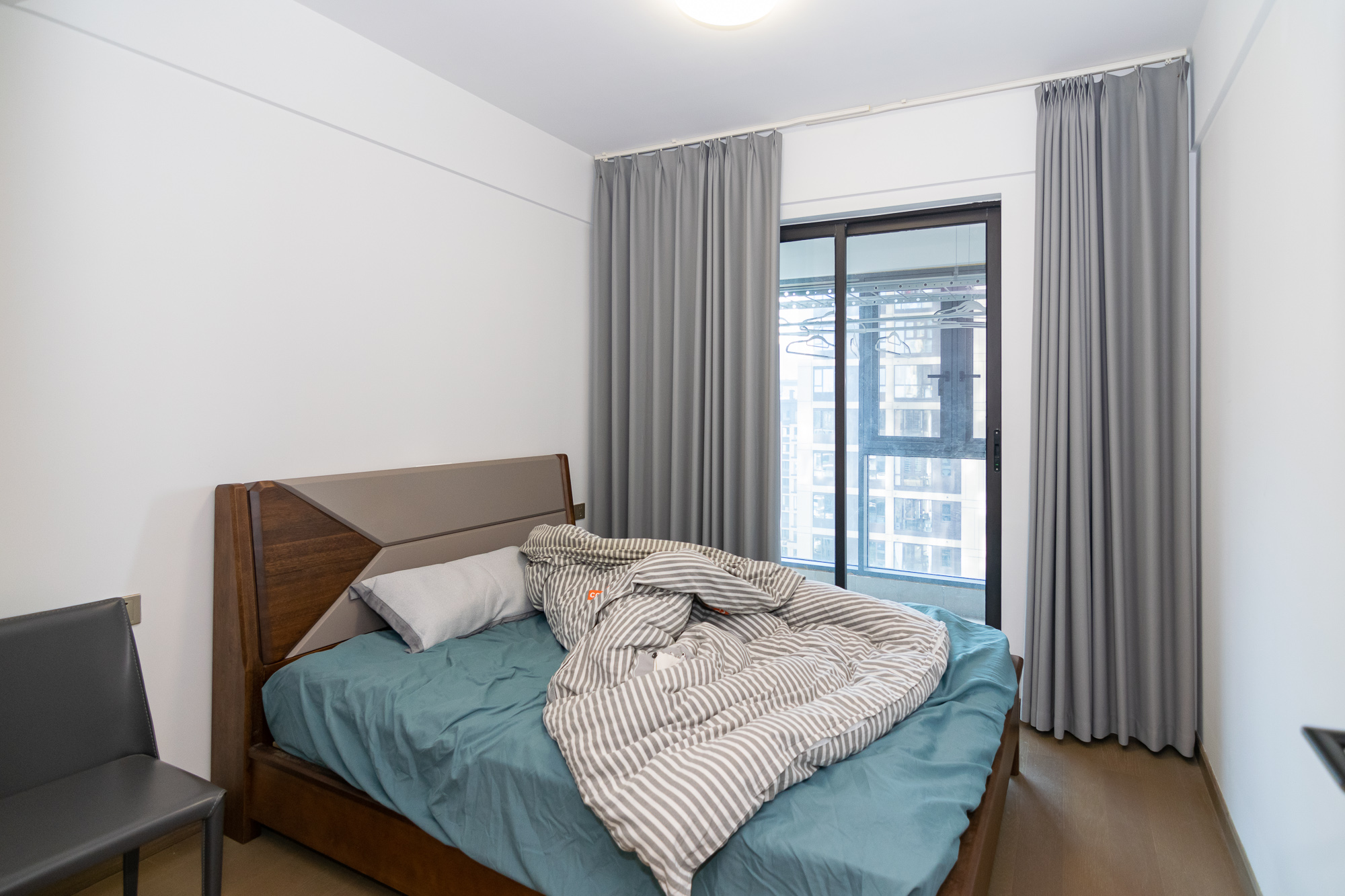 阳光城联利悦澜府  3室2厅2卫    88.0万 阳光城联利悦澜府  3室2厅2卫    88.0万卧室