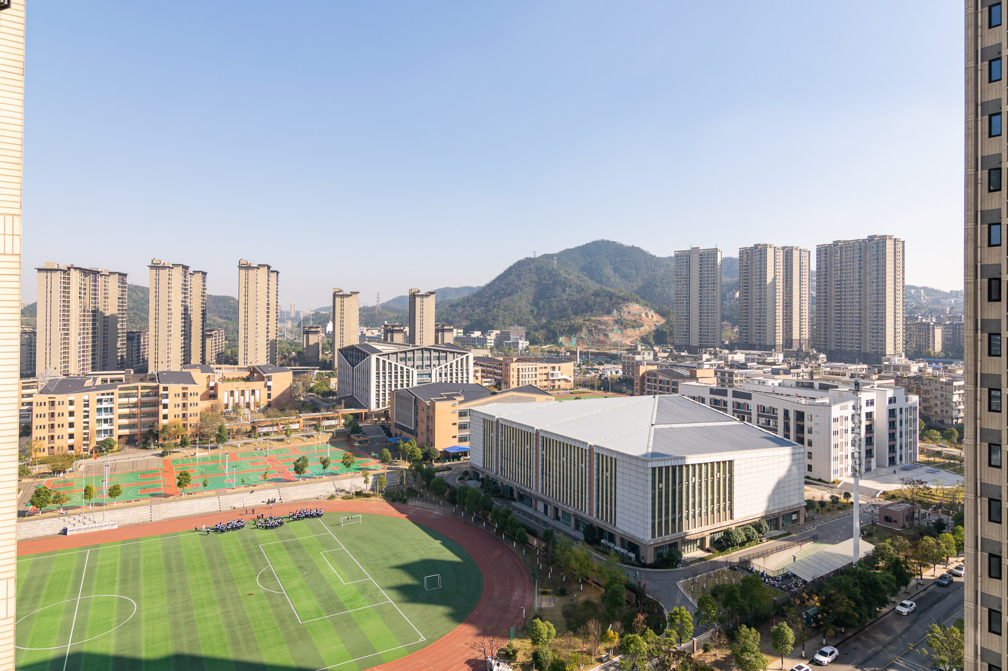 时代年华  3室2厅2卫   76.00万其他