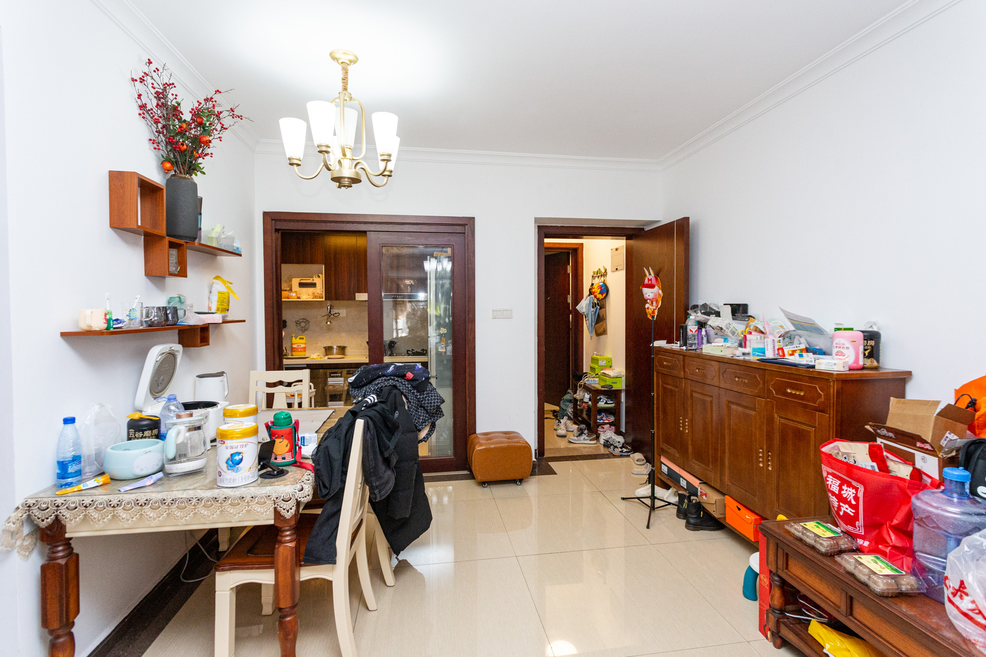 时代倾城二期 2室2厅1卫 75.0万 时代倾城二期 2室2厅1卫 75.0万客厅