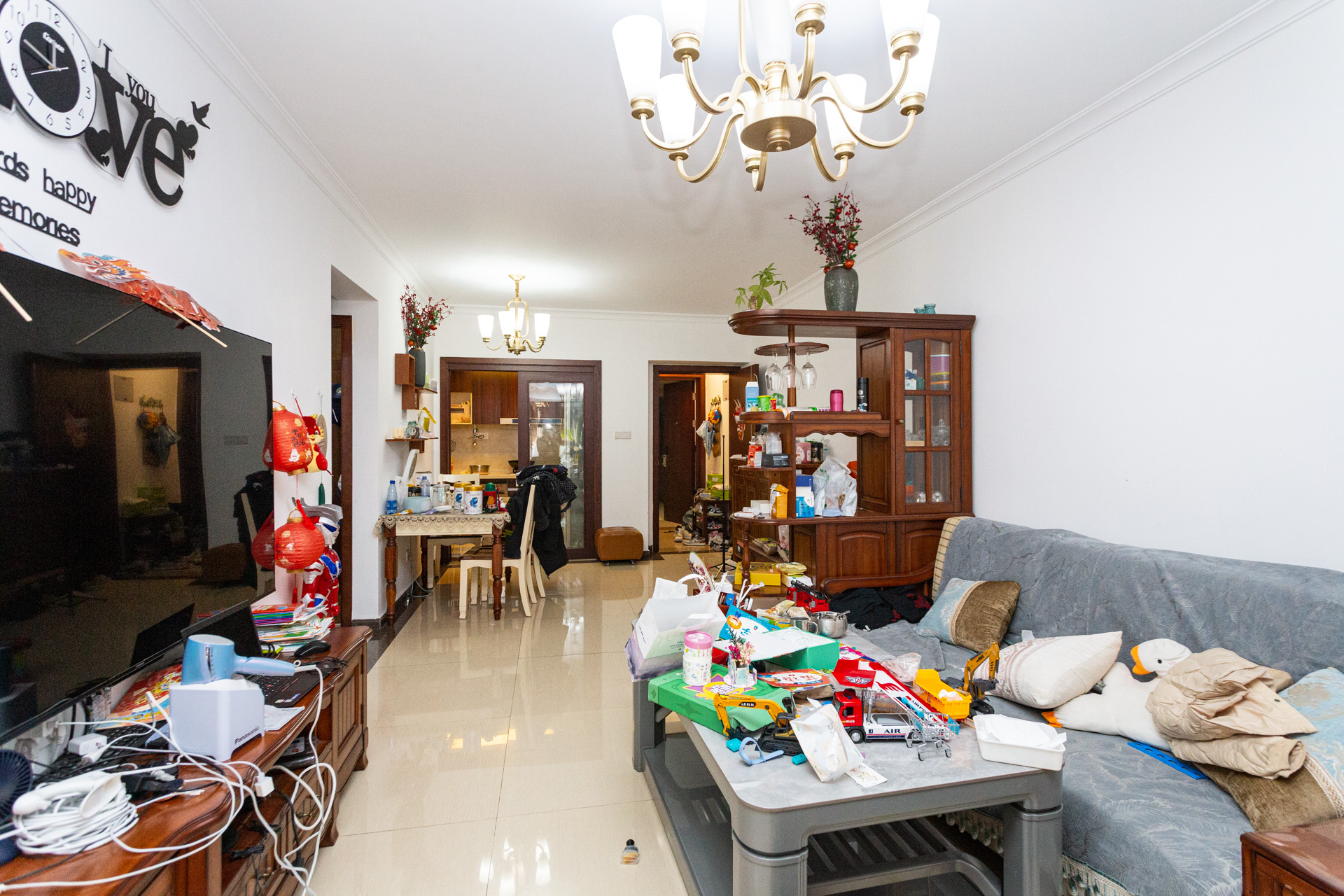 时代倾城二期 2室2厅1卫 75.0万 时代倾城二期 2室2厅1卫 75.0万客厅