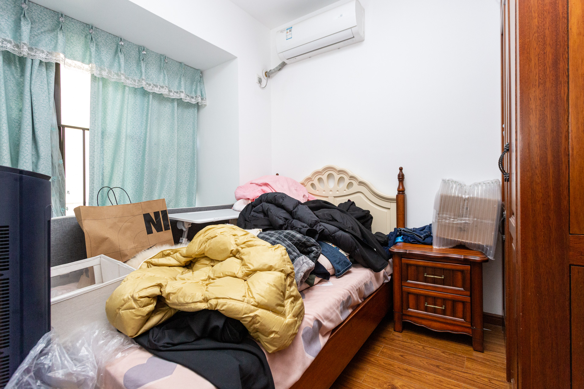 时代倾城二期 2室2厅1卫 75.0万 时代倾城二期 2室2厅1卫 75.0万卧室