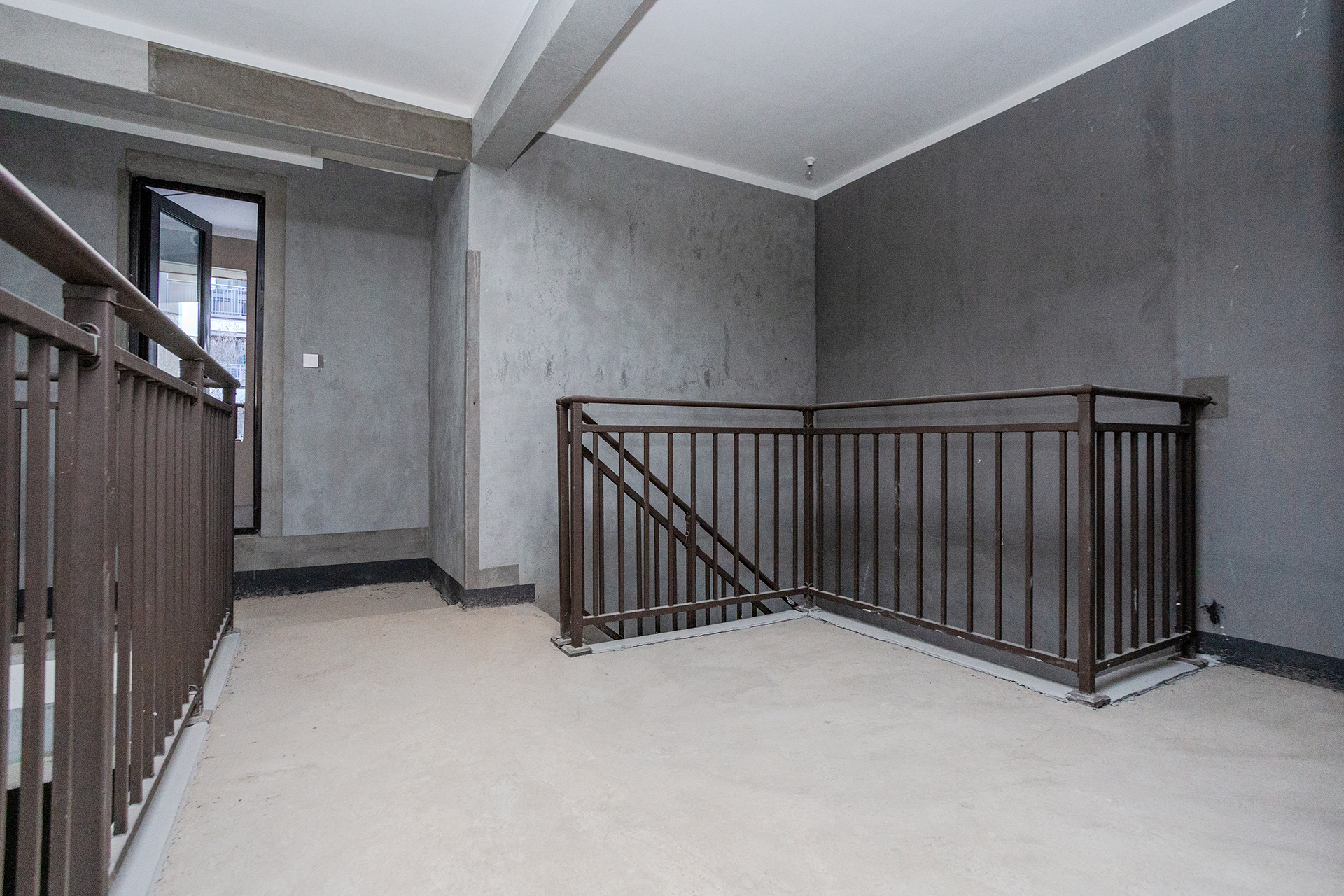 时代建发和著  6室2厅2卫    650.0万其他