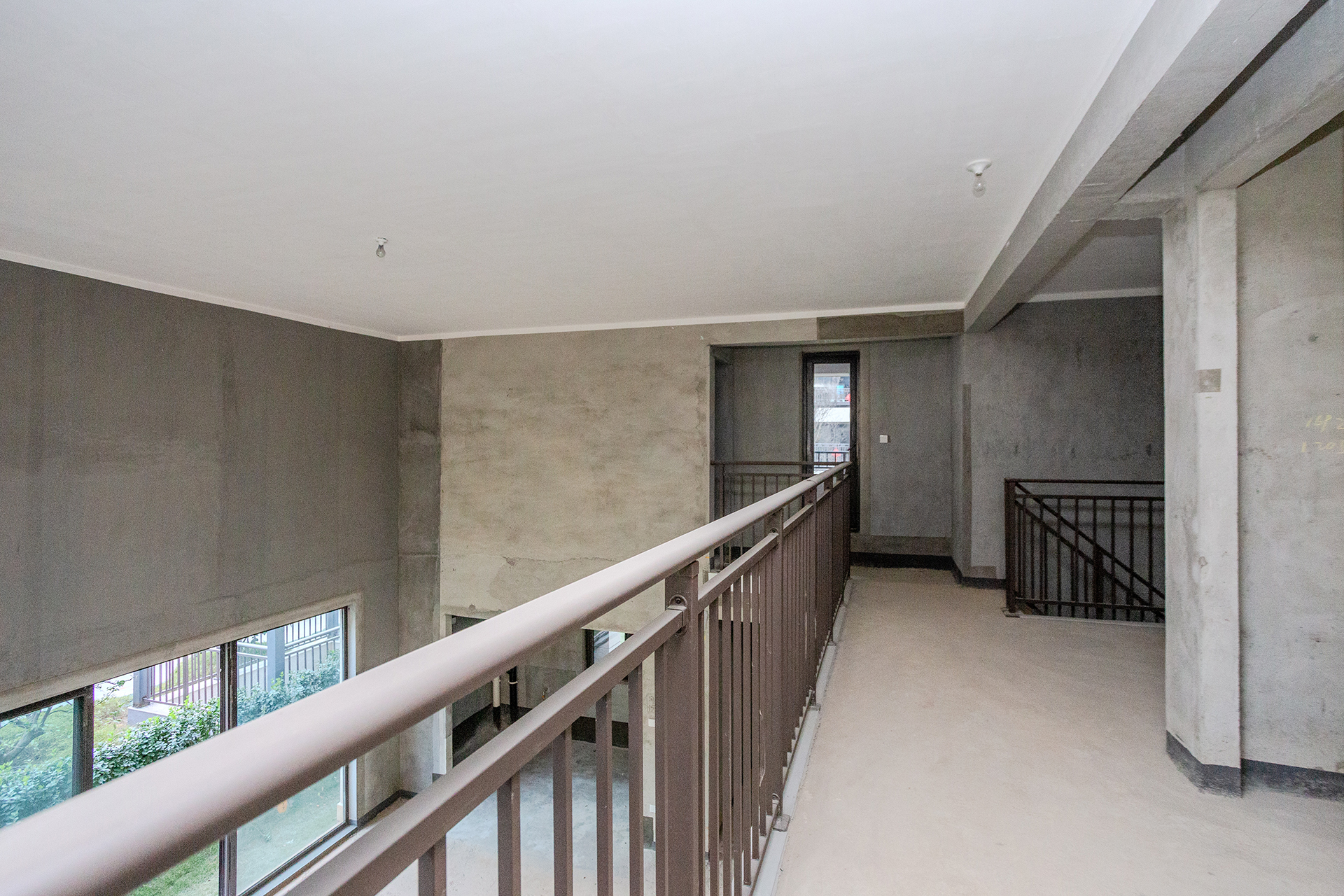 时代建发和著  6室2厅2卫    650.0万卧室
