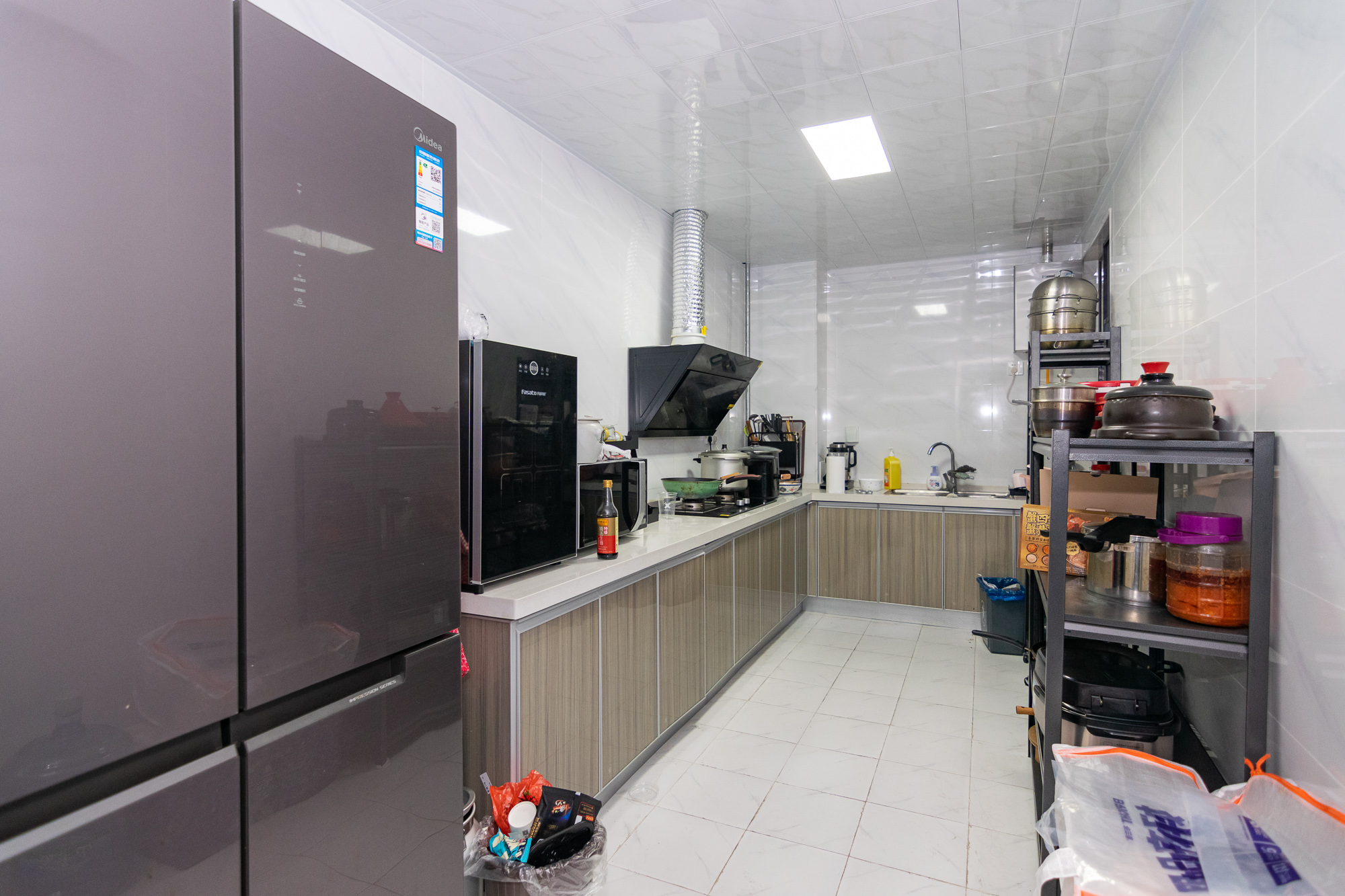 润和谷山郡(悦禧山庄水榭花都) 3室2厅2卫 128.00万 润和谷山郡(悦禧山庄水榭花都) 3室2厅2卫 128.00万厨房