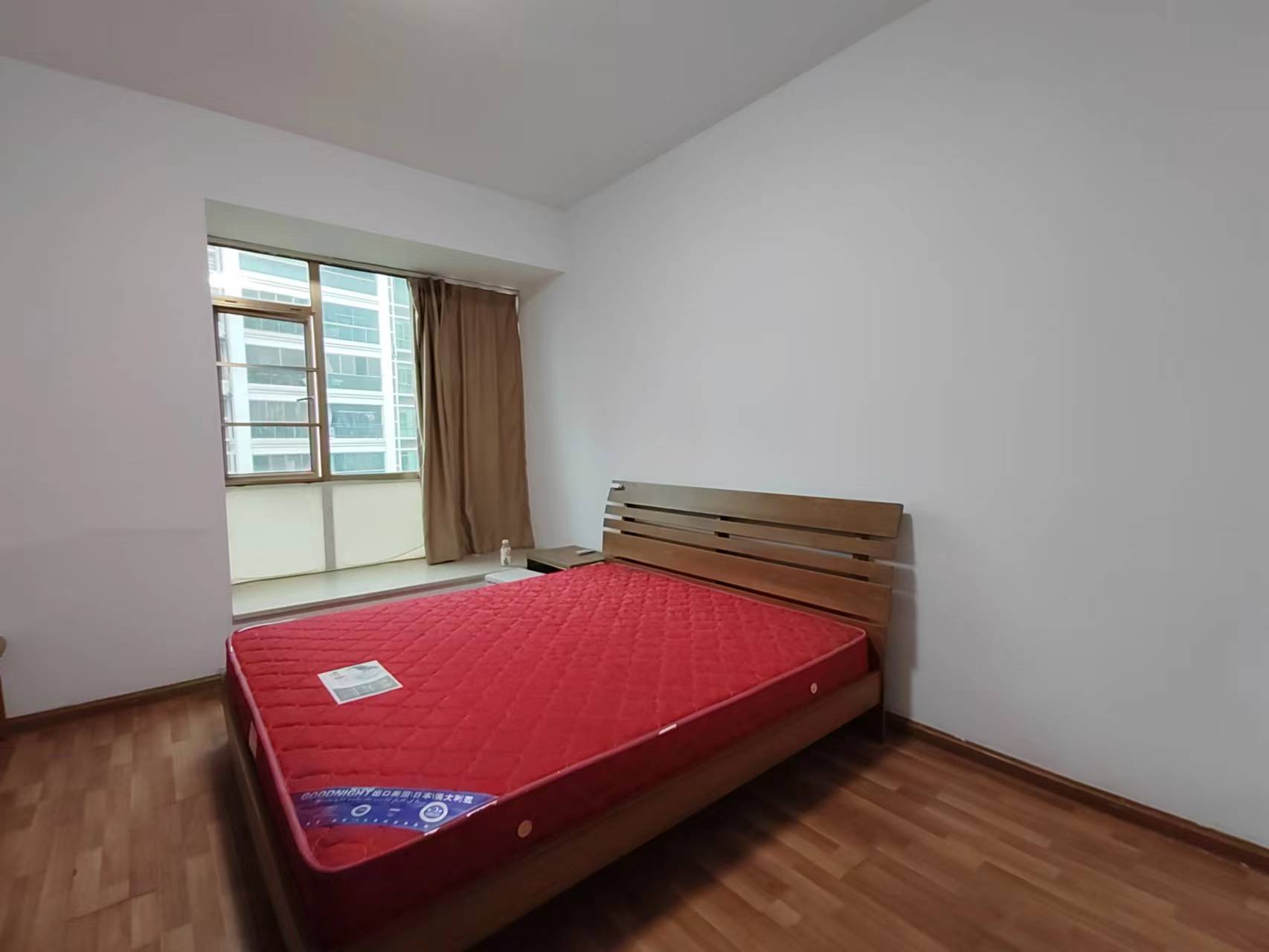 世纪星城  3室2厅2卫    2500.0元/月 世纪星城  3室2厅2卫    2500.0元/月室内图