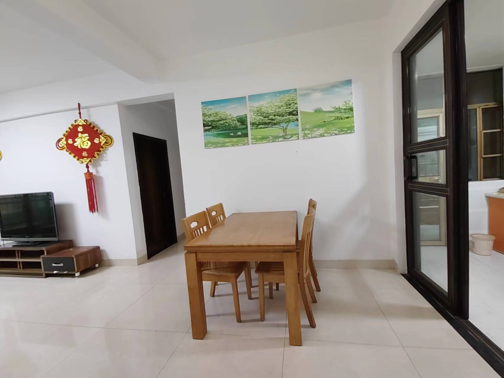 世纪星城  3室2厅2卫    2500.0元/月 世纪星城  3室2厅2卫    2500.0元/月室内图