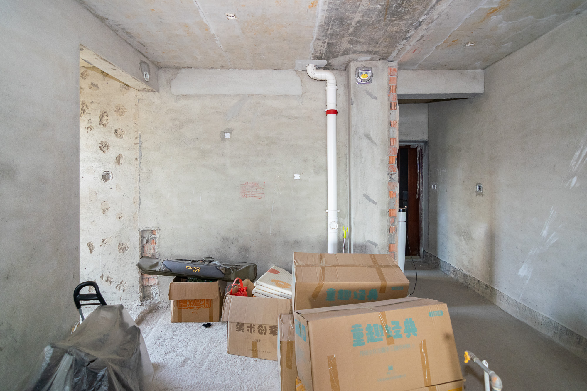 润和谷山郡(悦禧山庄水榭花都) 3室2厅2卫 78.8万 润和谷山郡(悦禧山庄水榭花都) 3室2厅2卫 78.8万厨房