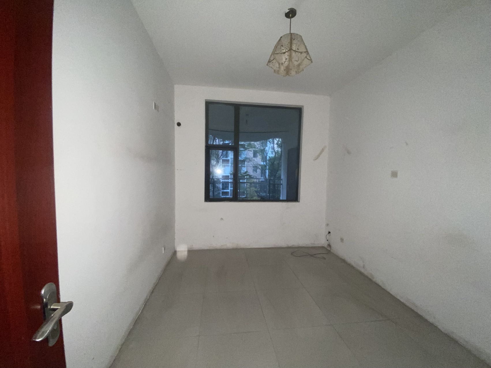 庐山春天一期桃李苑  3室2厅1卫    75.0万 庐山春天一期桃李苑  3室2厅1卫    75.0万室内图