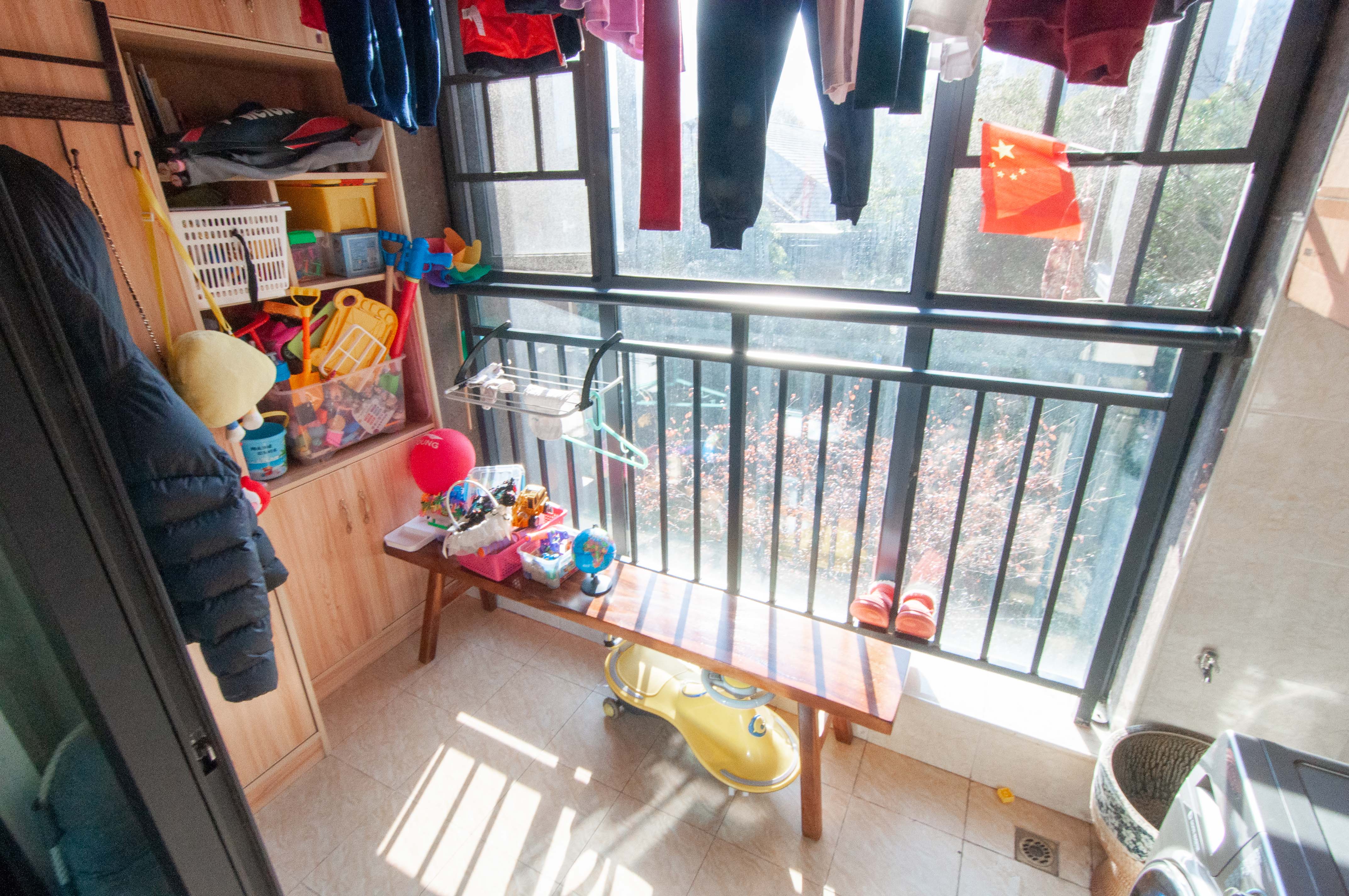 中海梅溪湖壹号 1室2厅1卫 138.0万 中海梅溪湖壹号 1室2厅1卫 138.0万其他