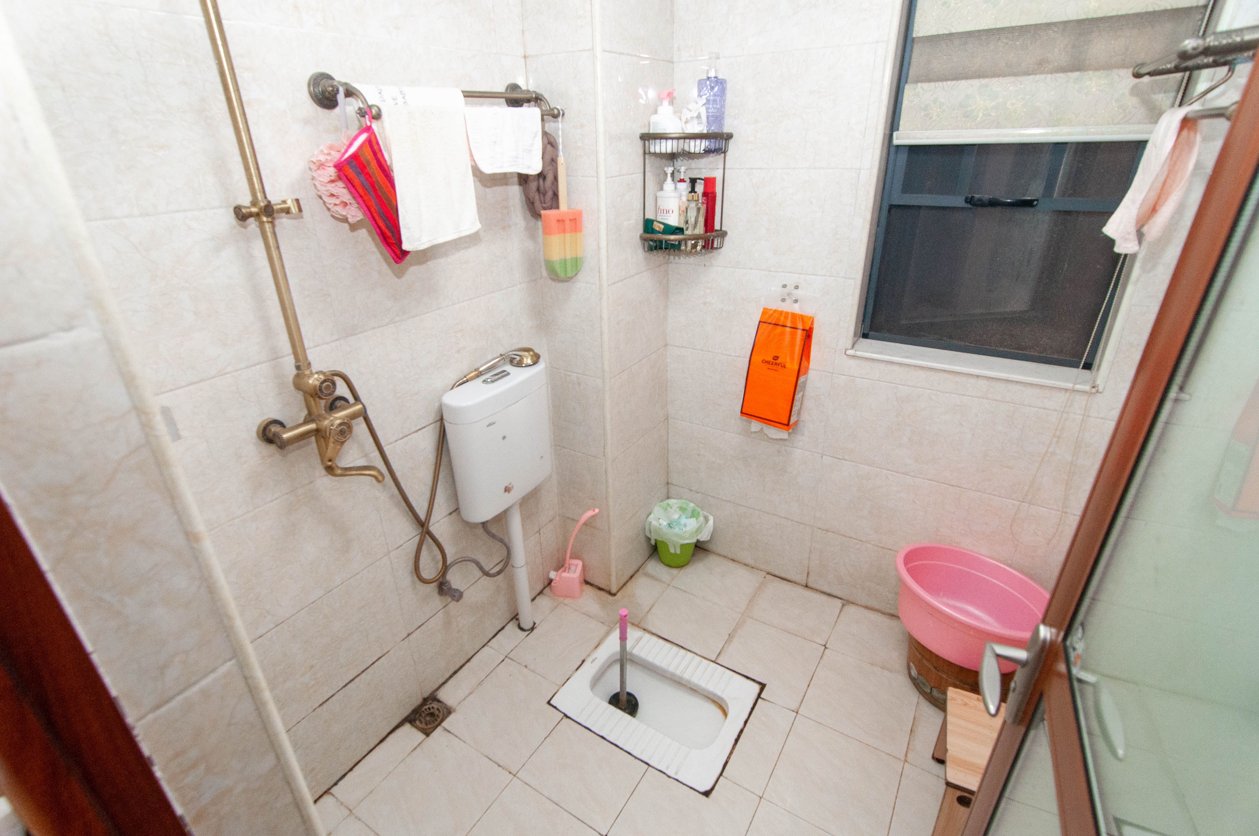 中海梅溪湖壹号 1室2厅1卫 138.0万 中海梅溪湖壹号 1室2厅1卫 138.0万卫生间